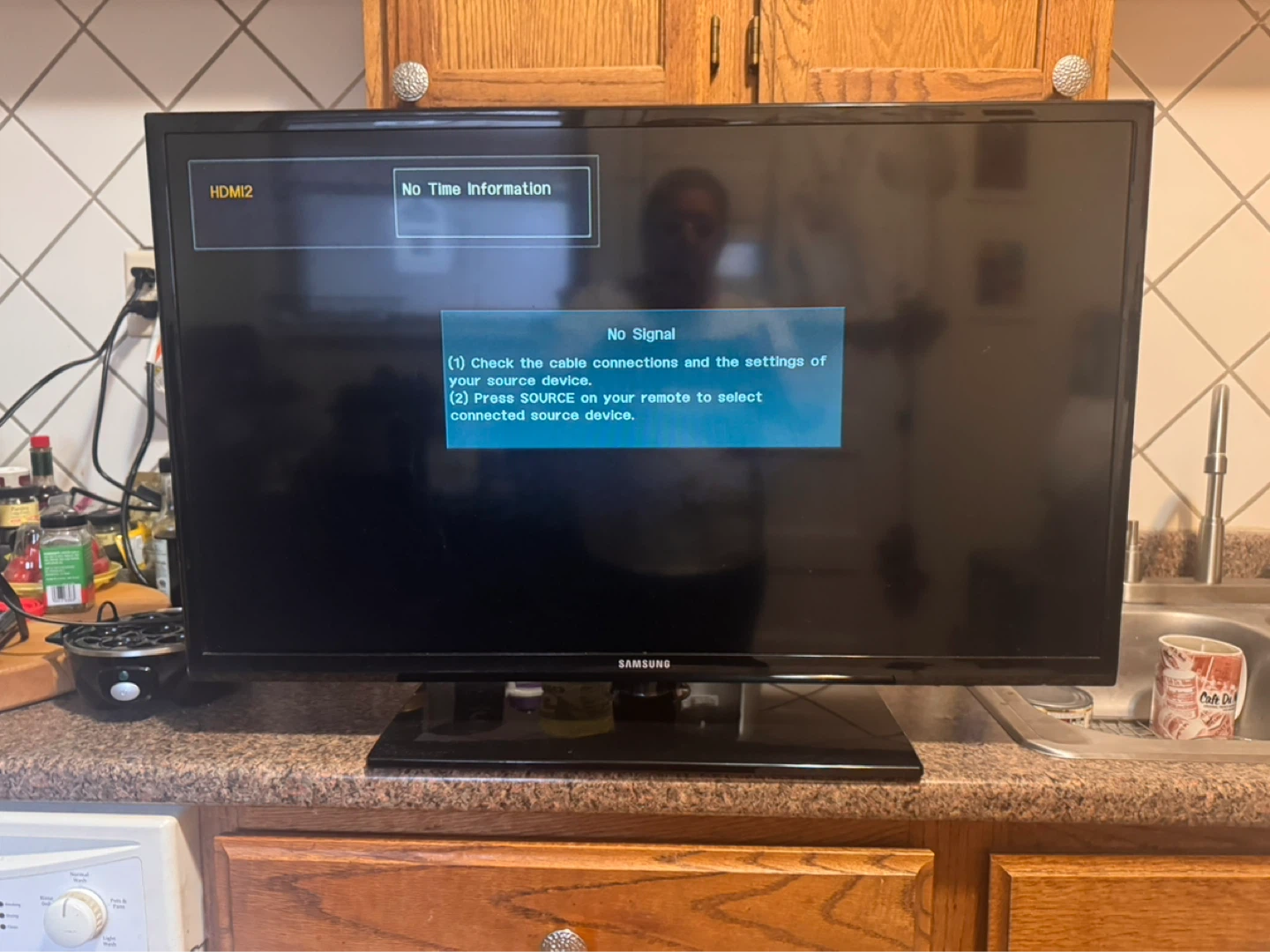 32” TV - great for gaming or 2nd monitor!