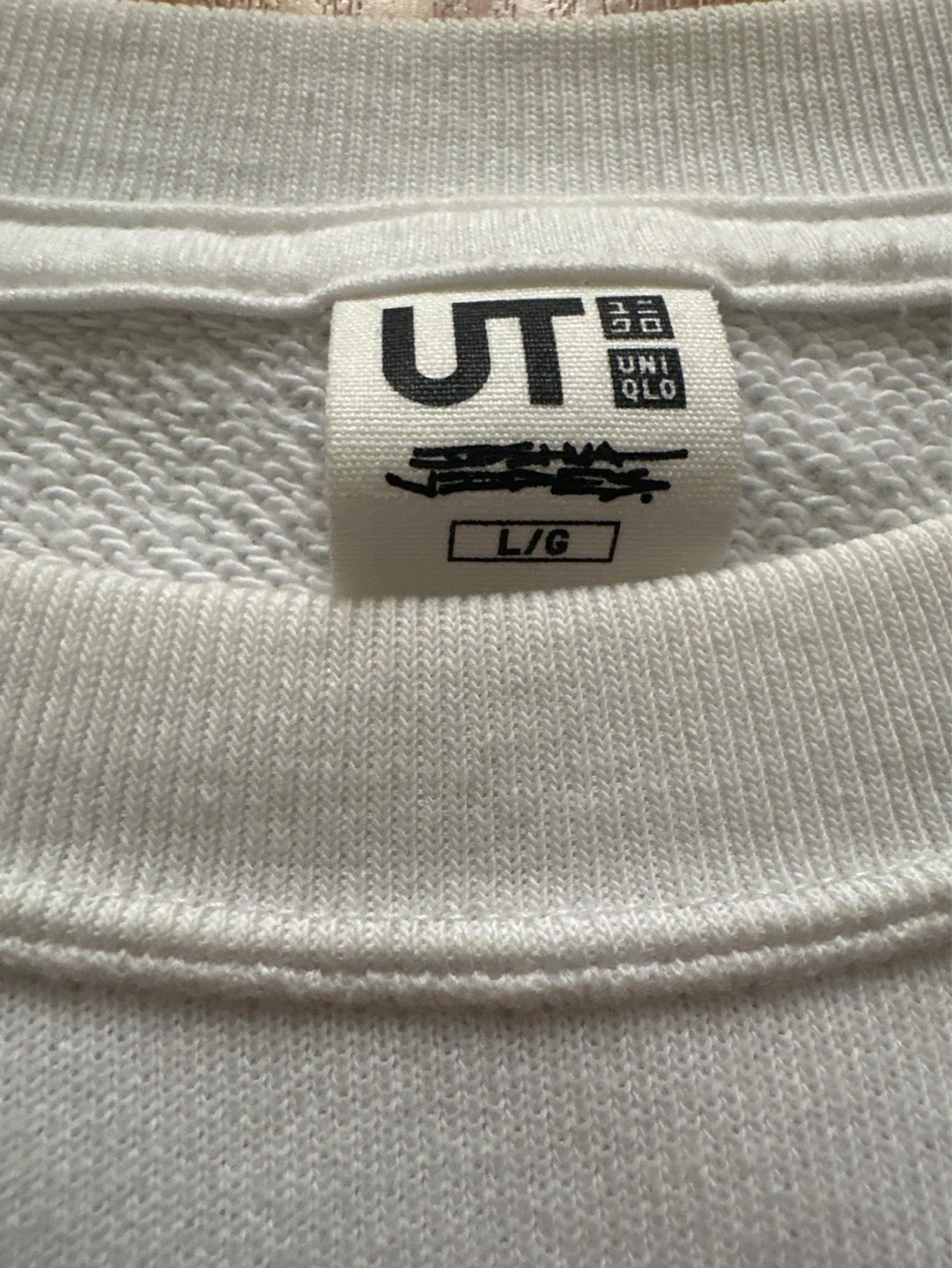 Uniqlo Mickey Mouse Club Crewneck Sweatshirt - White, Size L - photo 3