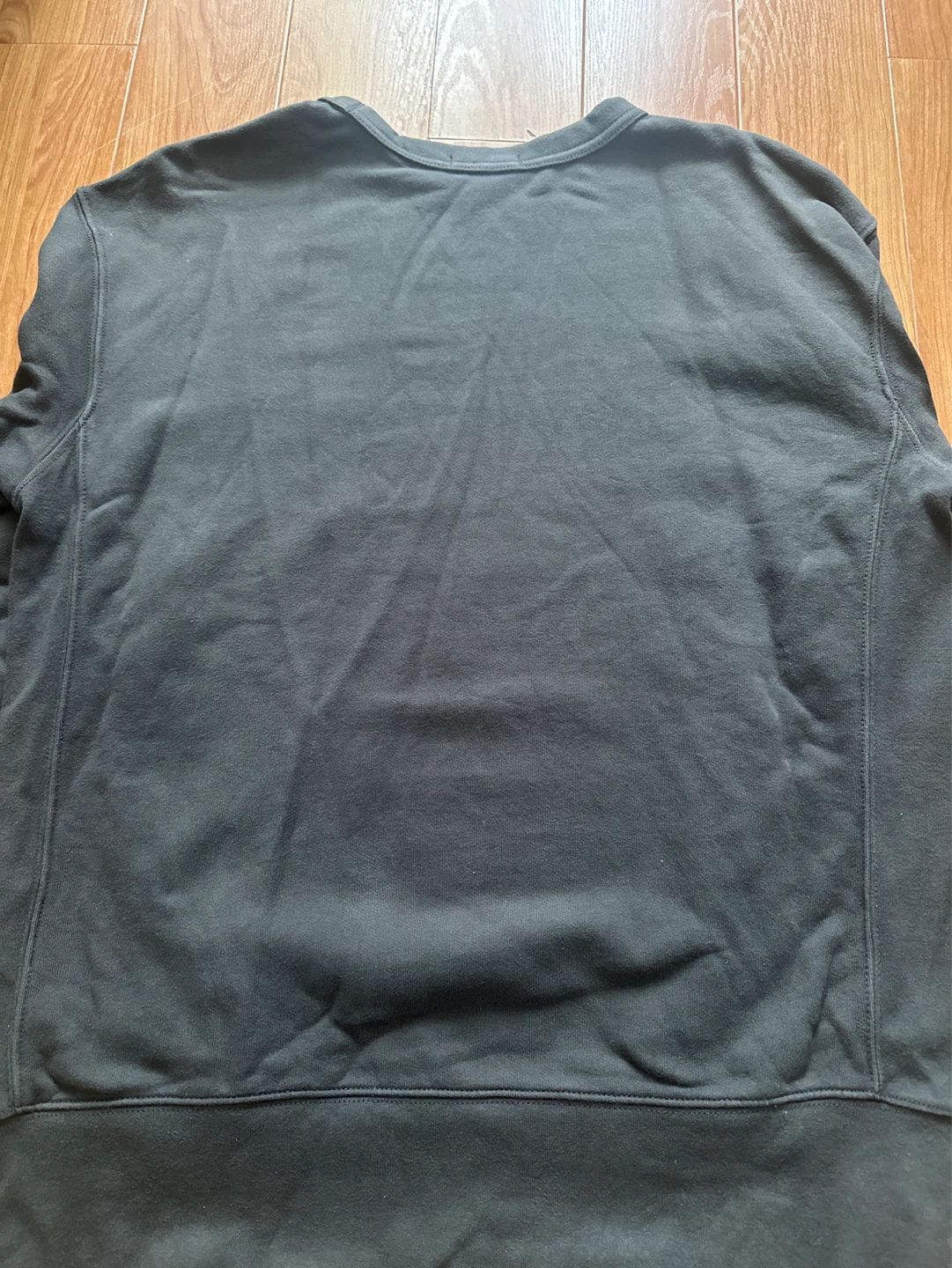 UNIQLO U Crewneck Sweatshirt - photo 3
