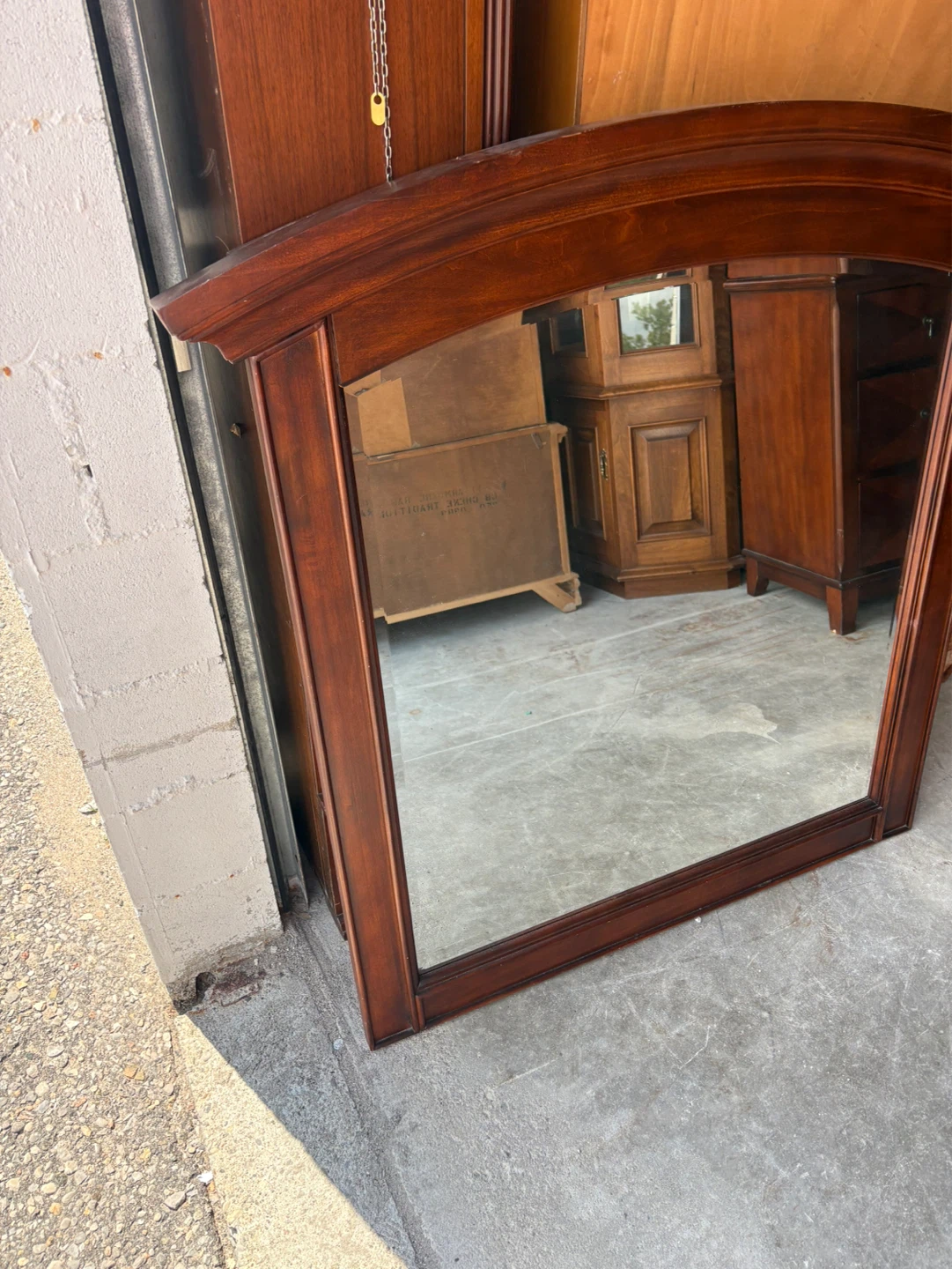 Free delivery used Wooden Arch Top Mirror