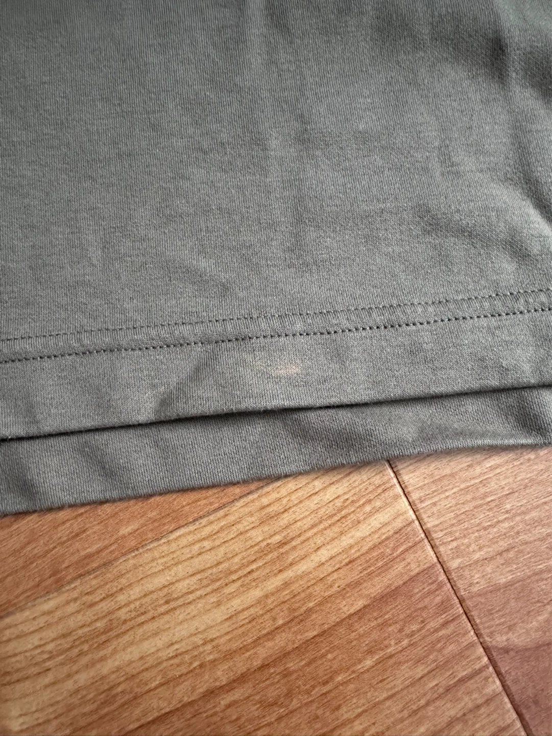 Uniqlo U T-Shirts Bundle - photo 3