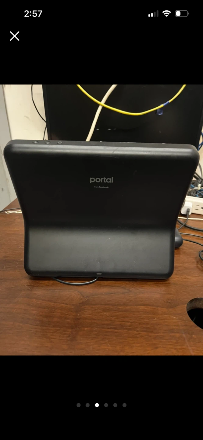 Facebook Portal Smart Display - photo 3
