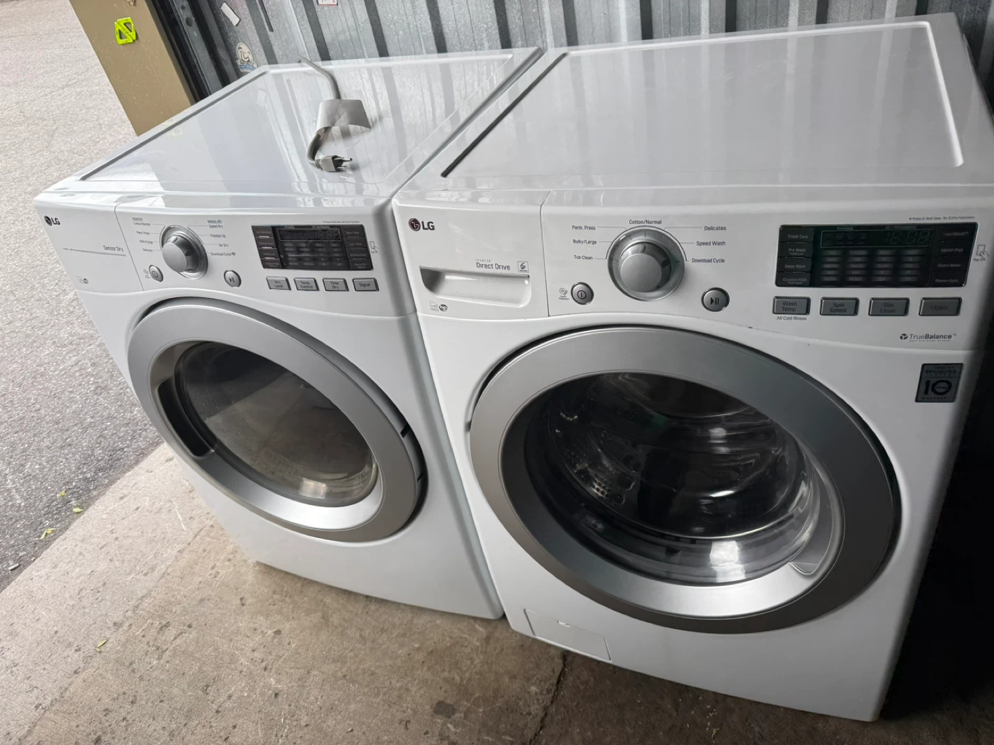 LG Washer and Gas Dryer Set