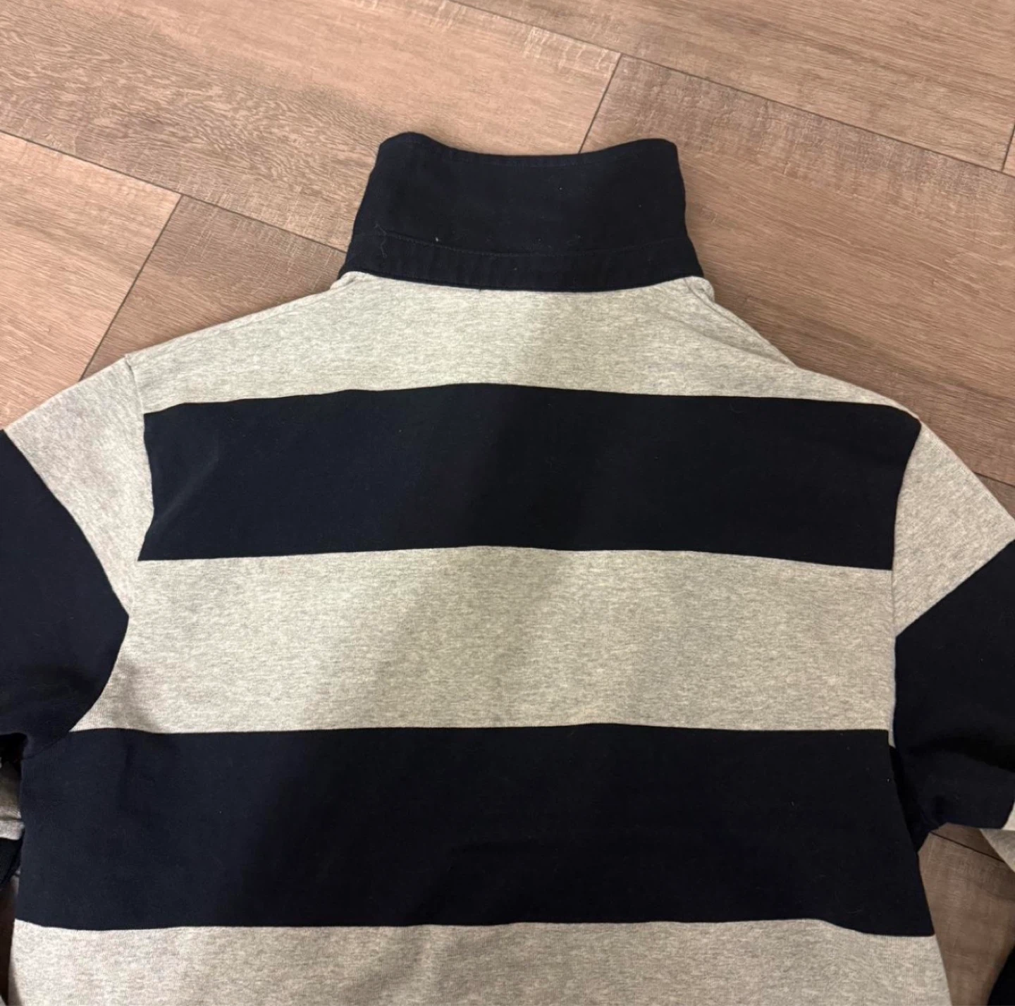 Brandy Melville Striped Cropped Rugby Shirt - photo 3