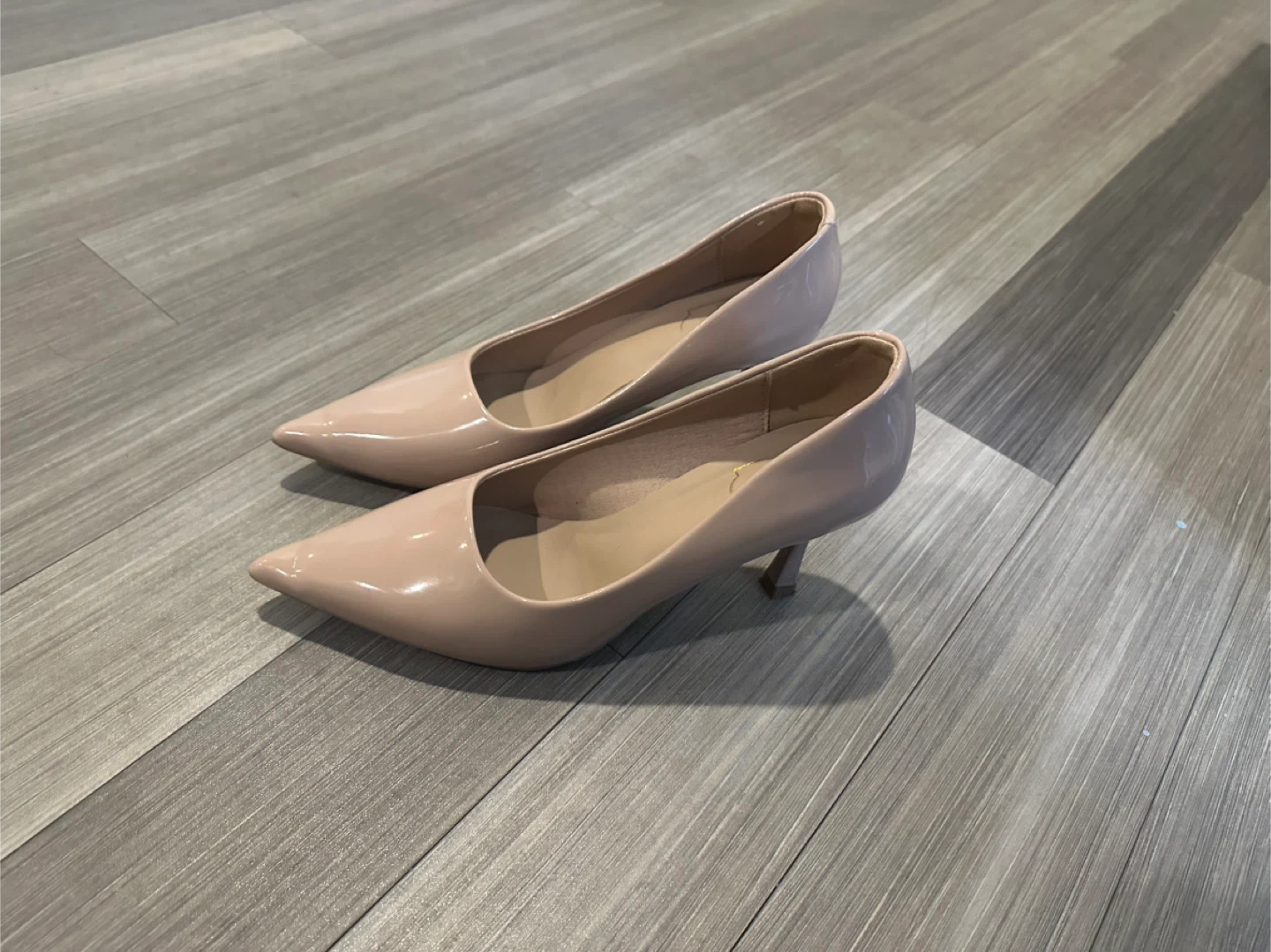 Women's Nude Patent Leather Pointed Toe Heels - photo 2