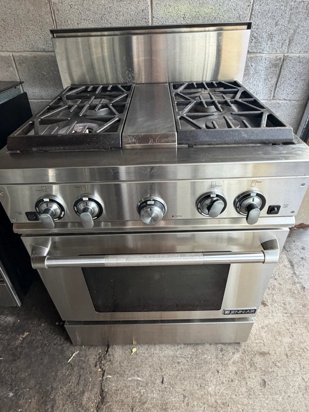 Jenn-Air Stainless Steel Gas Range - photo 4