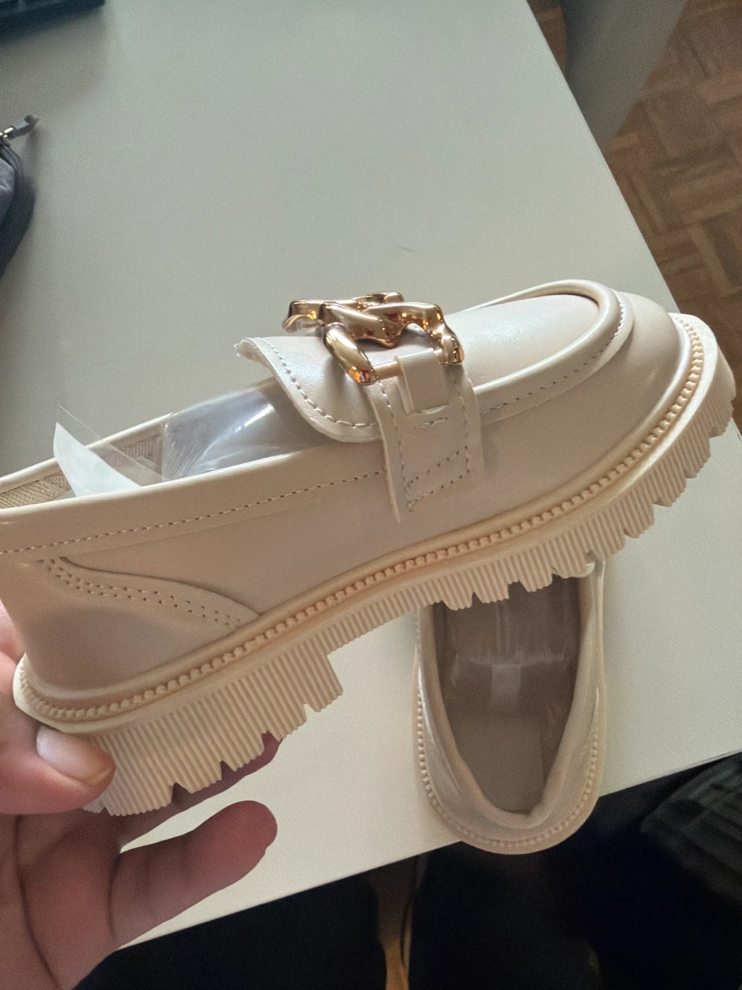 Beige Loafers with Gold Chain Detail for lil girls ⚽️ - photo 2