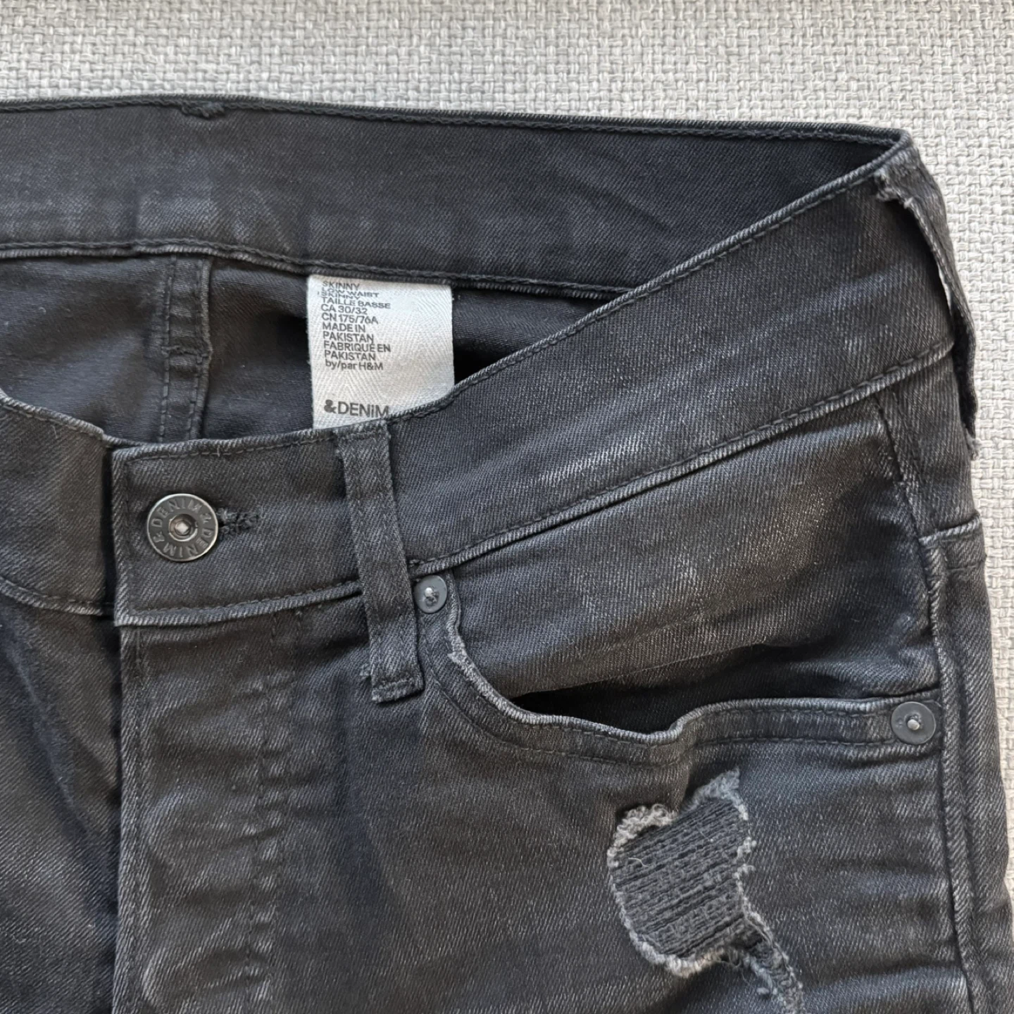 ZARA Distressed Black Denim Jeans - Size 30x32 ⚽️ - photo 3