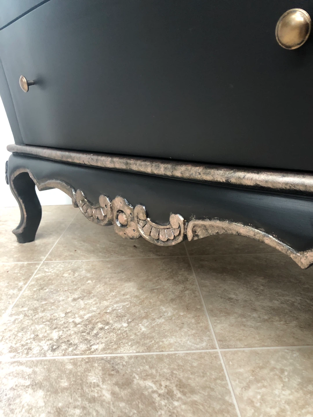 Antique, Bombay style short dresser refinished - photo 4