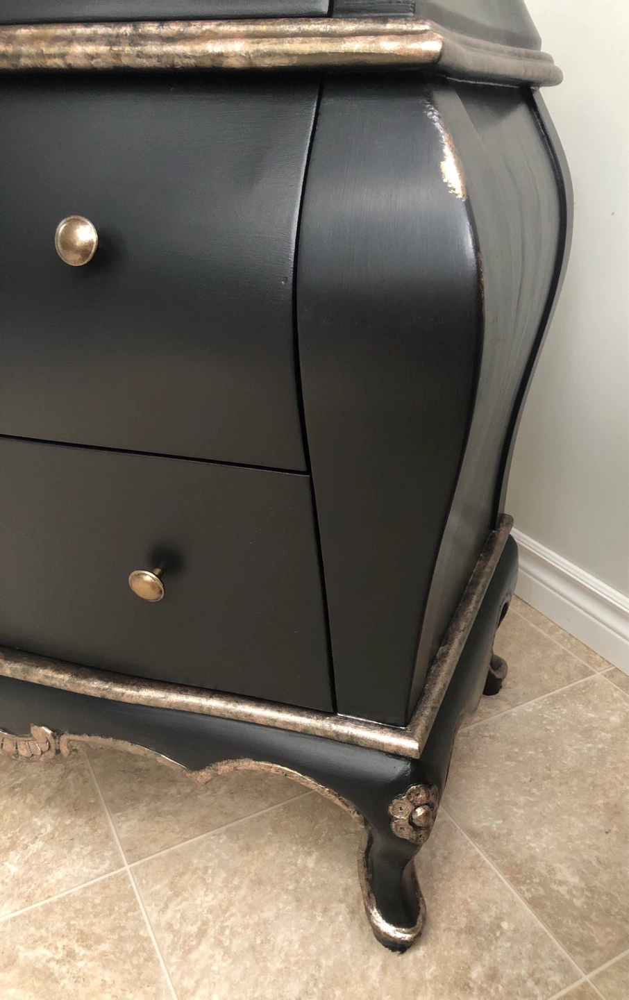Antique, Bombay style short dresser refinished - photo 3