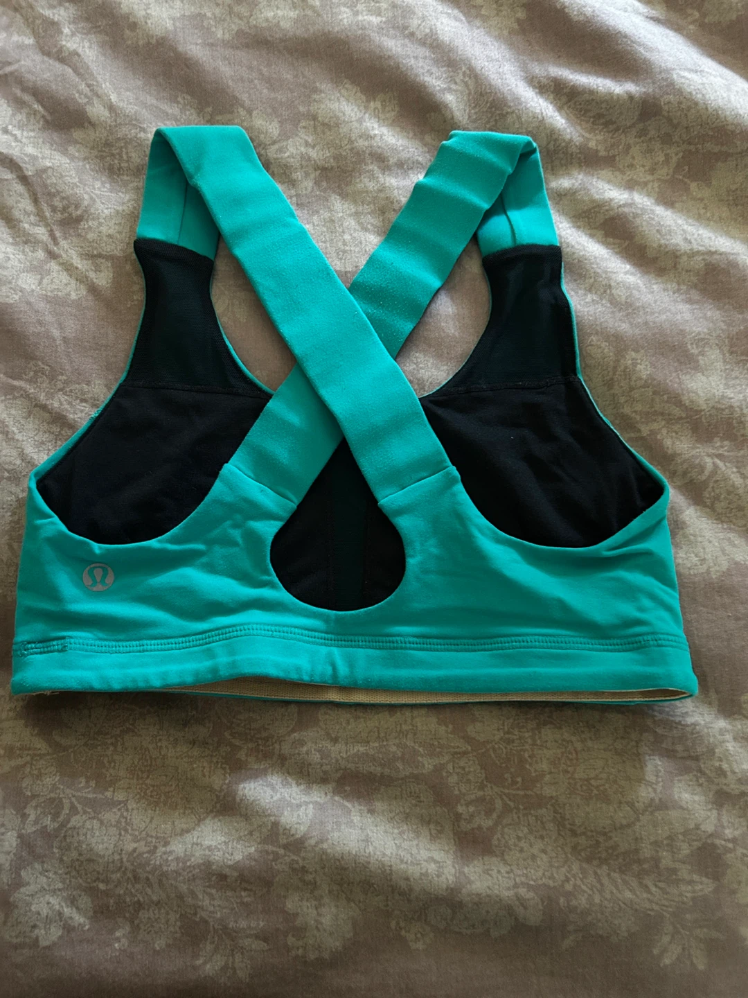 Lululemon Sports Bra - photo 2