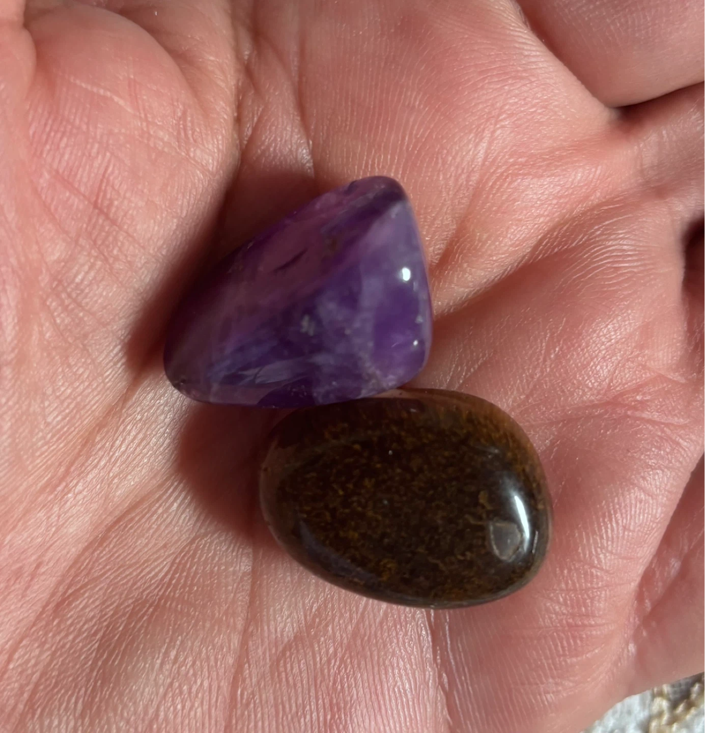 ⚽ Amethyst and Tiger's Eye Tumbled Stones - photo 2