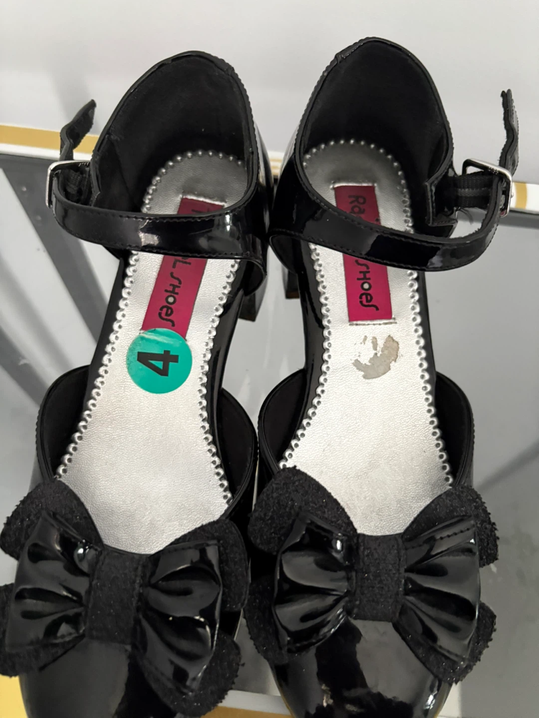 Rachel Shoes Black Patent Bow Heels - Size 4