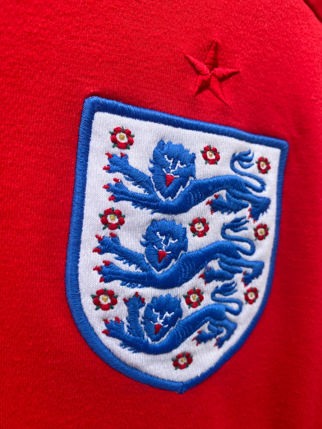 England 2010 World Cup Jersey – Pre-Owned, Great Condition - photo 3