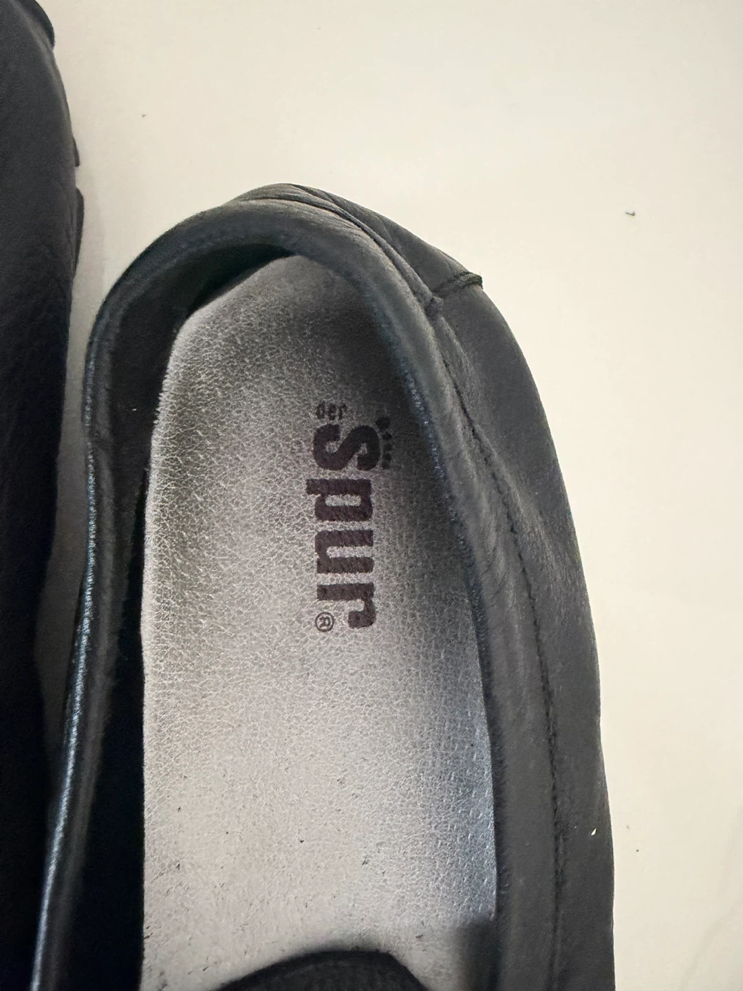 Spur Black Leather Moccasins - photo 2