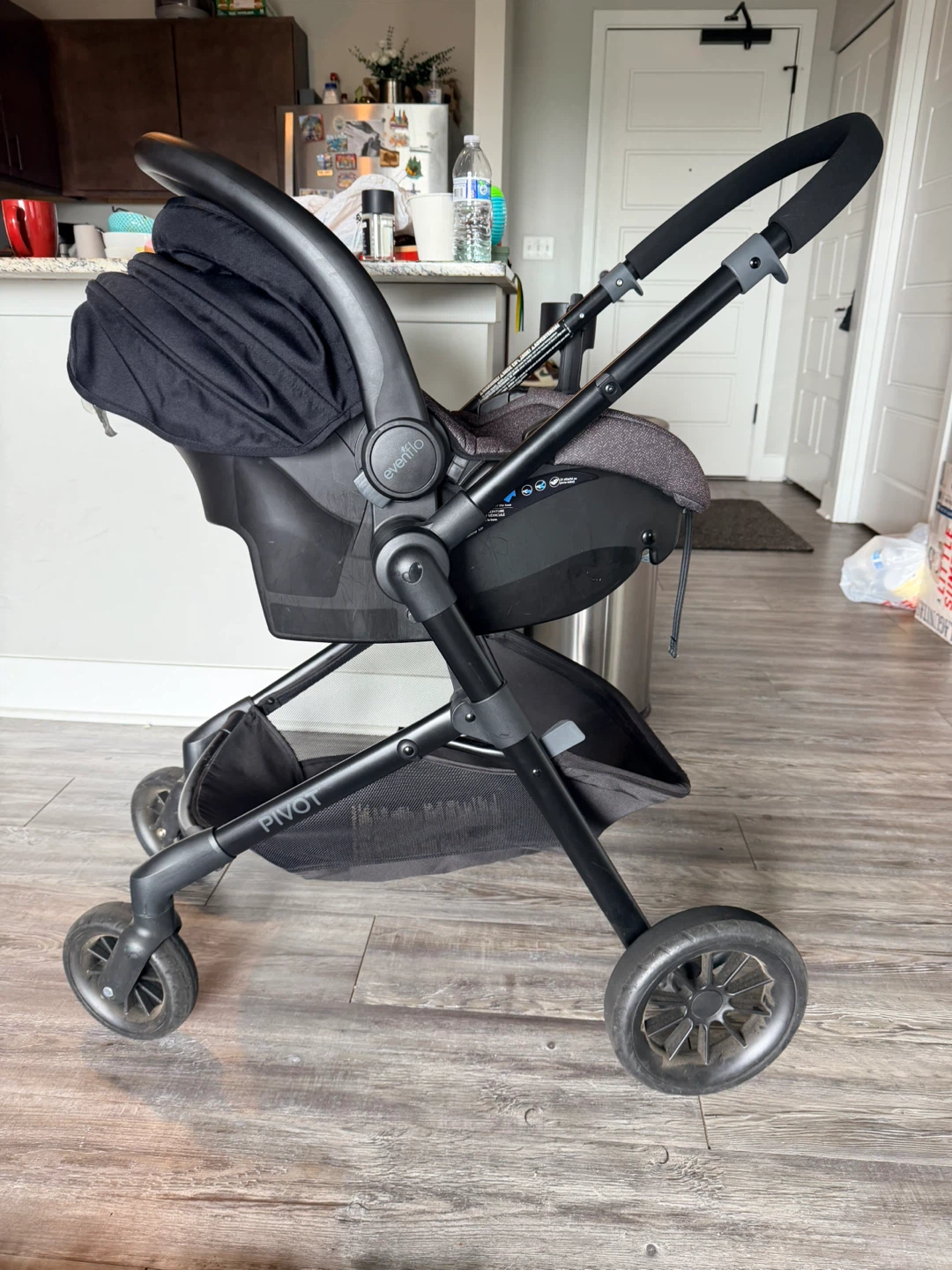 Evenflo Pivot Travel System Stroller