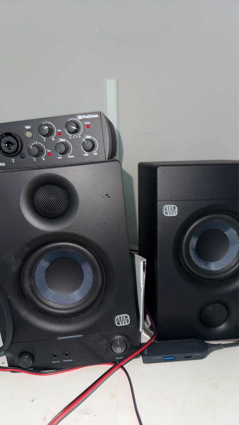 PreSonus AudioBox USB 96, M-Audio , and Microphone Bundle - photo 4