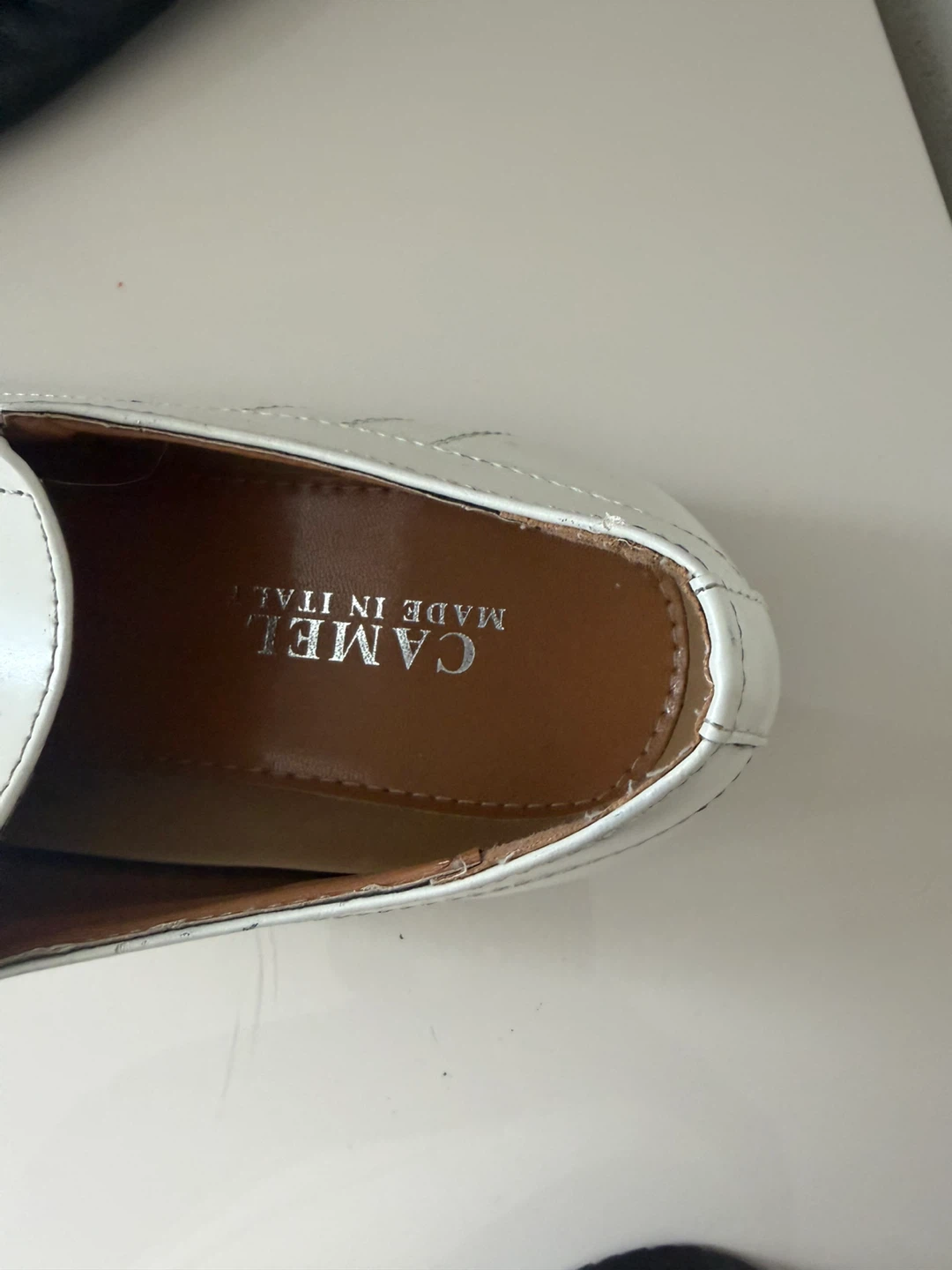 Camel Made in Italy White Loafers - photo 4