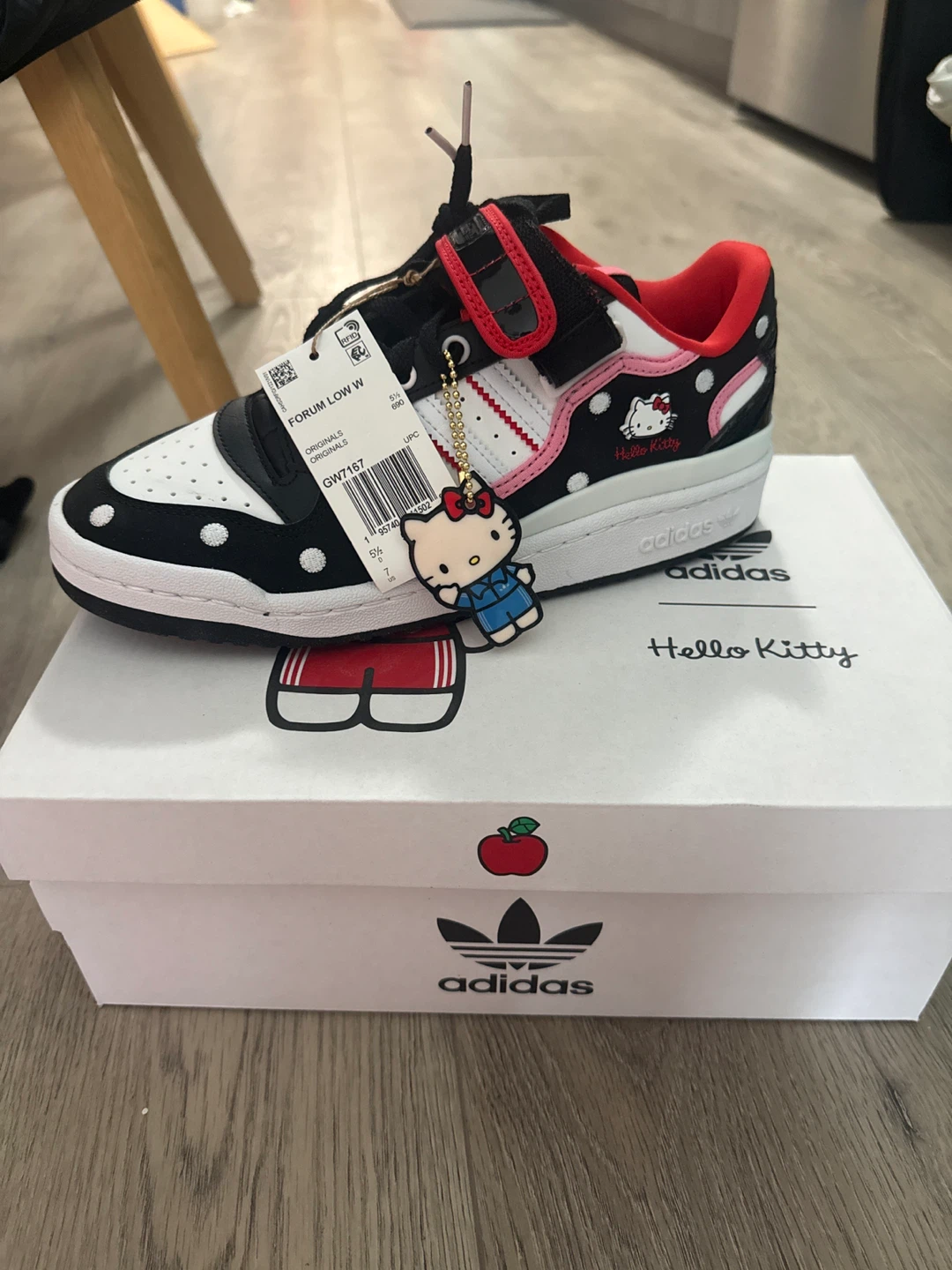 New Adidas Hello Kitty Forum Low W Sneakers