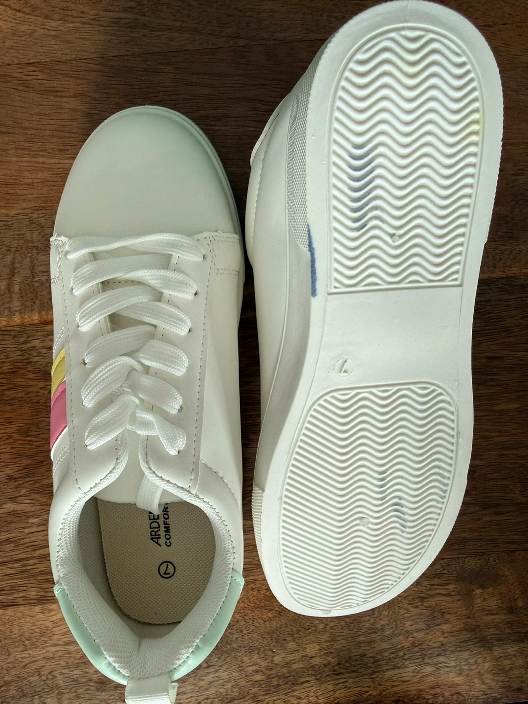 Ardene White Sneakers Size 7 - photo 3