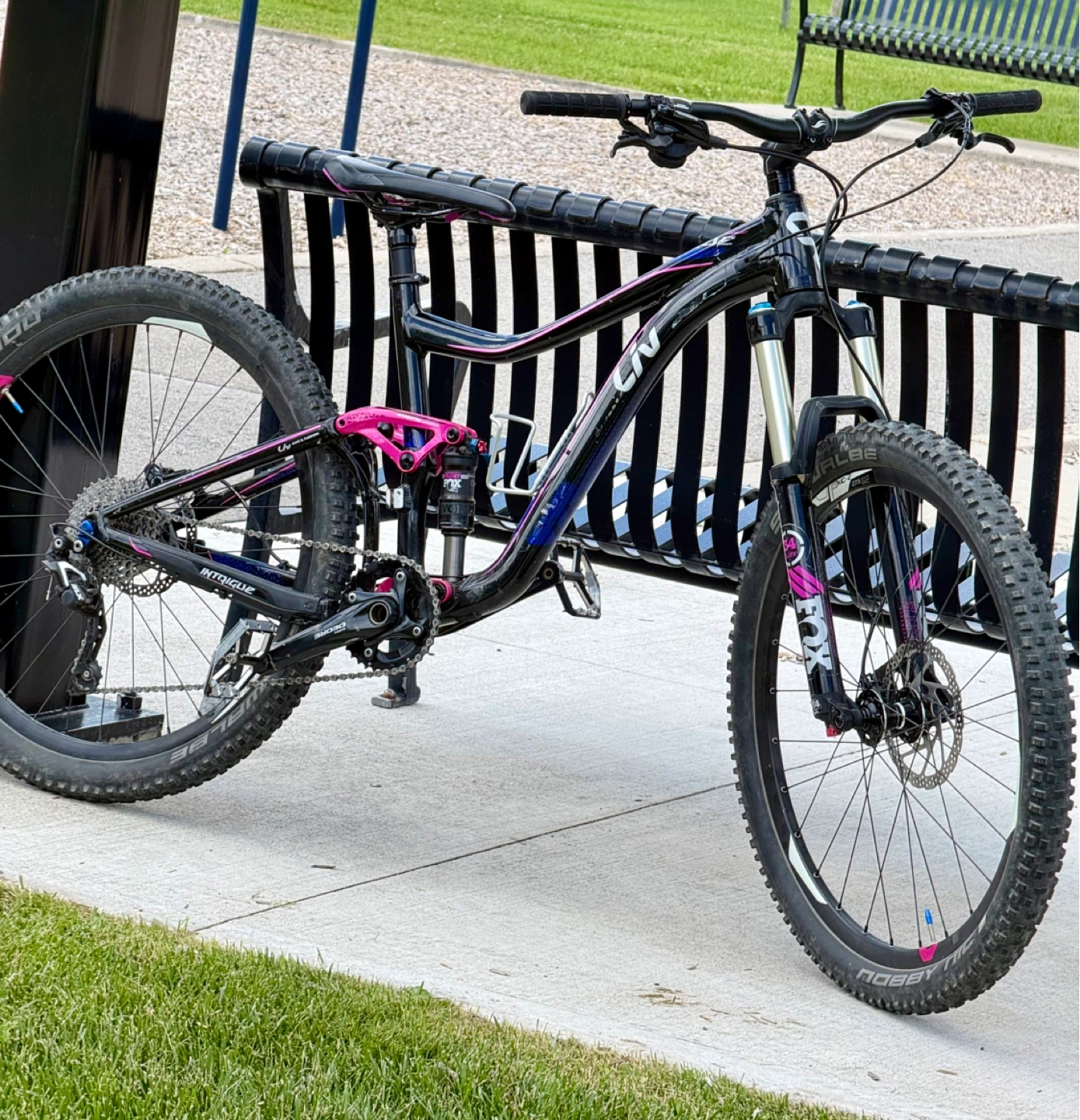 Liv Intrigue Advanced 27.5 Mountain Bike - photo 5