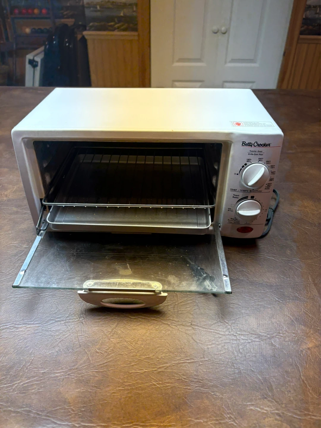 Betty Crocker Toaster Oven - photo 2