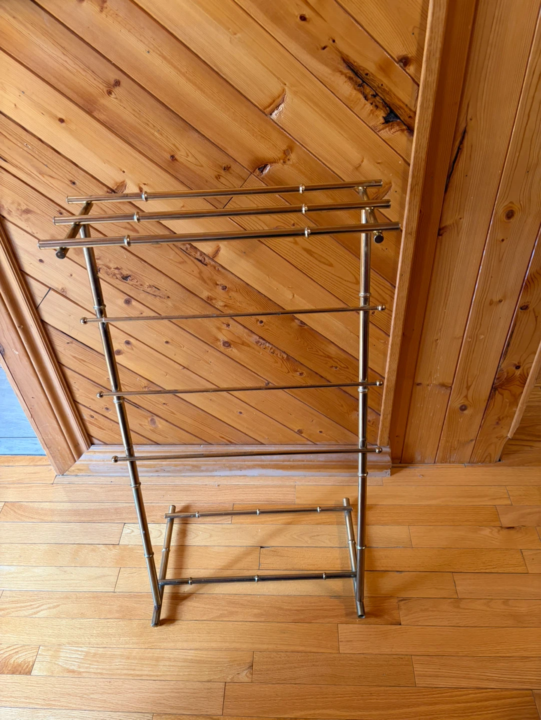 Vintage Brass Bamboo Style Towel Rack / Valet Stand ⚽️