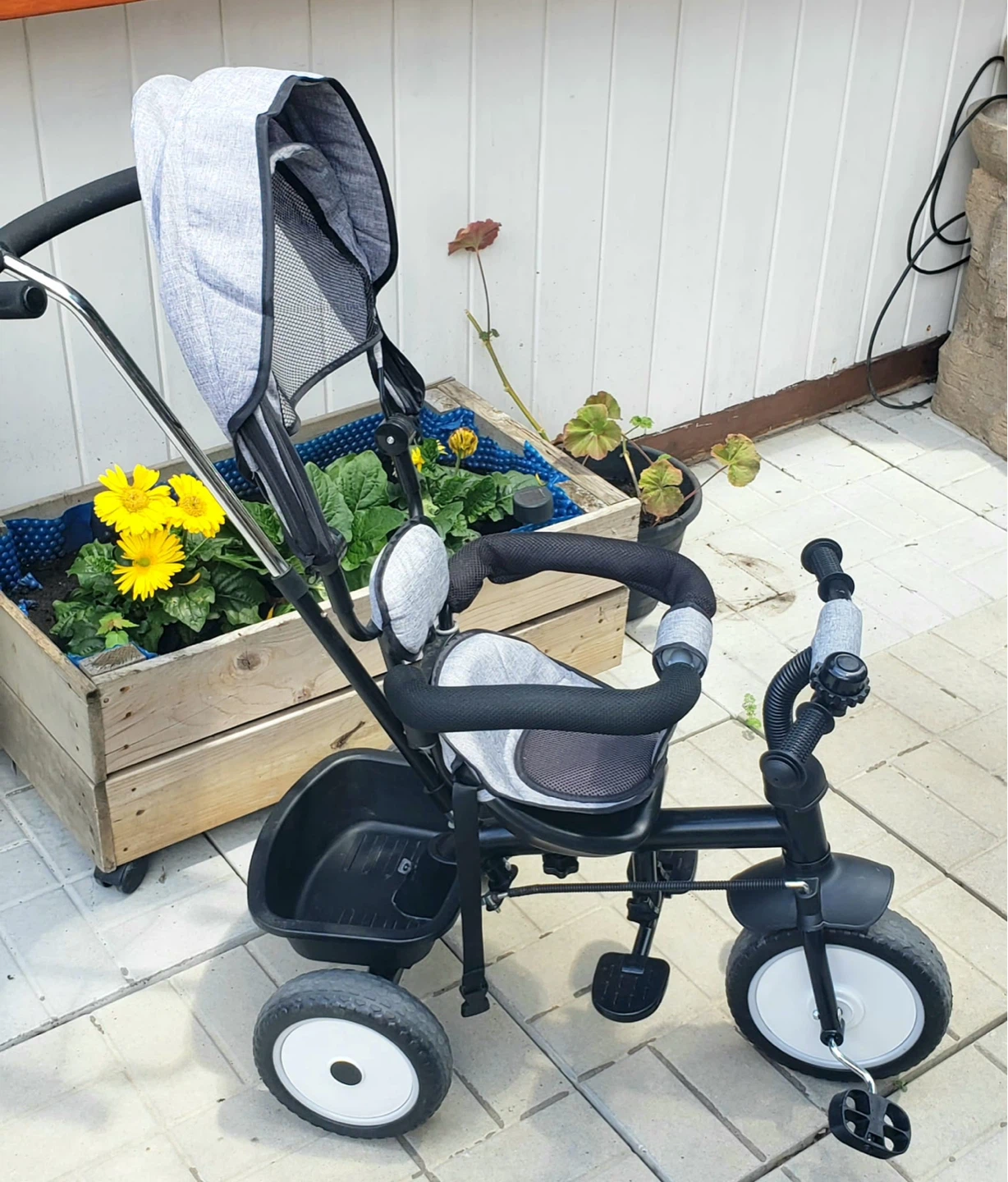 Grey Tricycle with Canopy and Parent Handle - photo 2