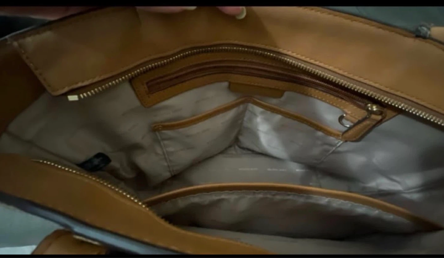 Authentic Michael Kors Tote Bag - photo 3