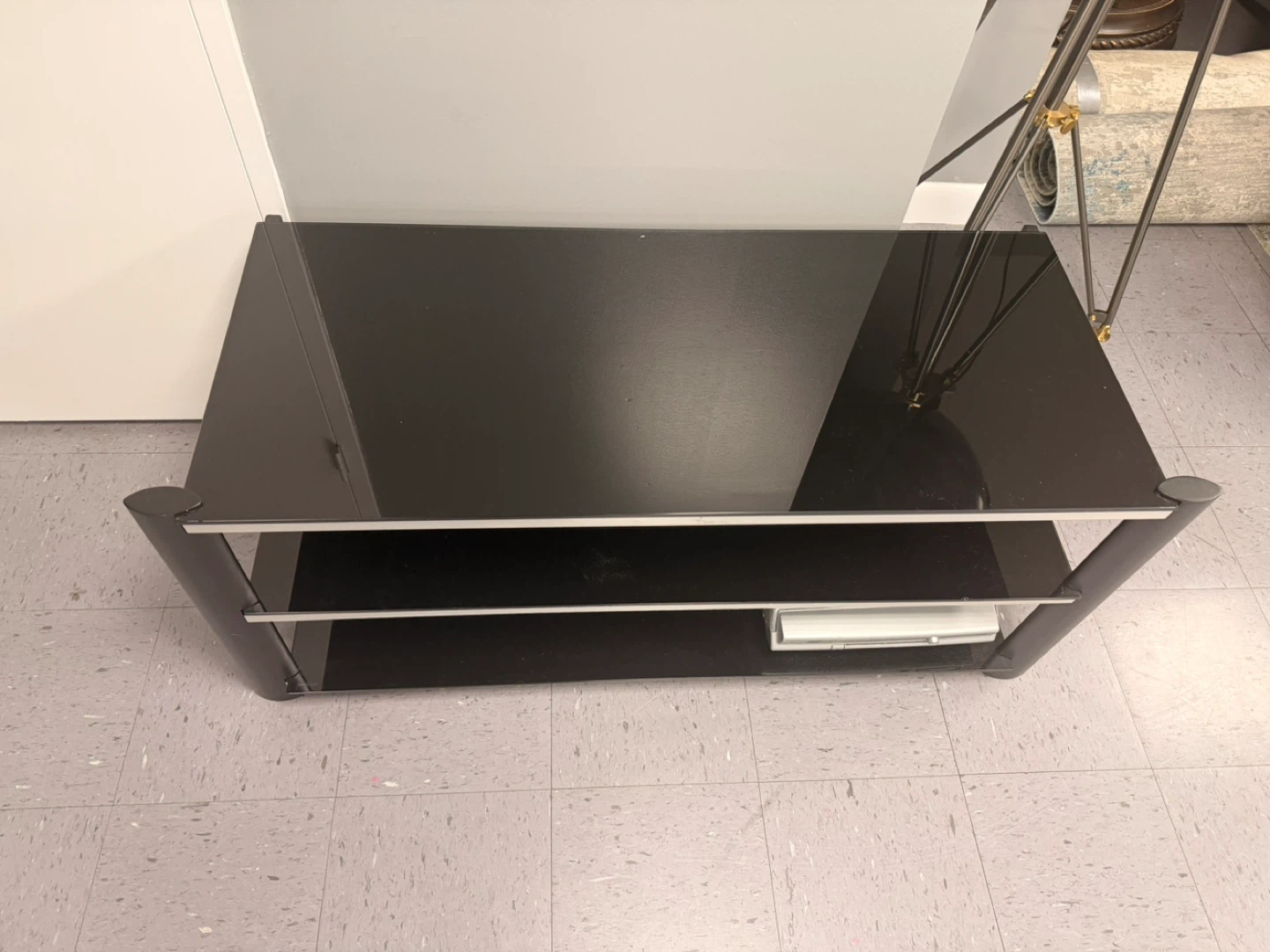 Black Glass 3-Shelf Entertainment Stand - photo 4