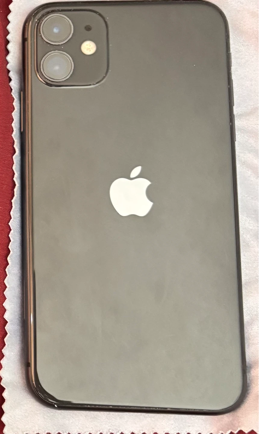 Apple iPhone 11 - photo 2