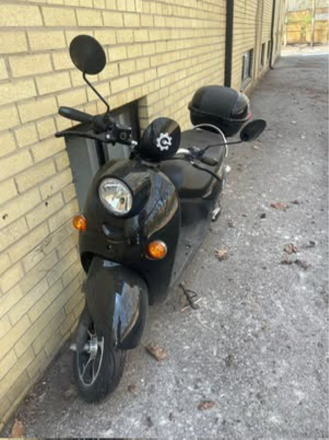 2023 E-Glide / E-Gearz Electric Scooter – Like New – $1,200
