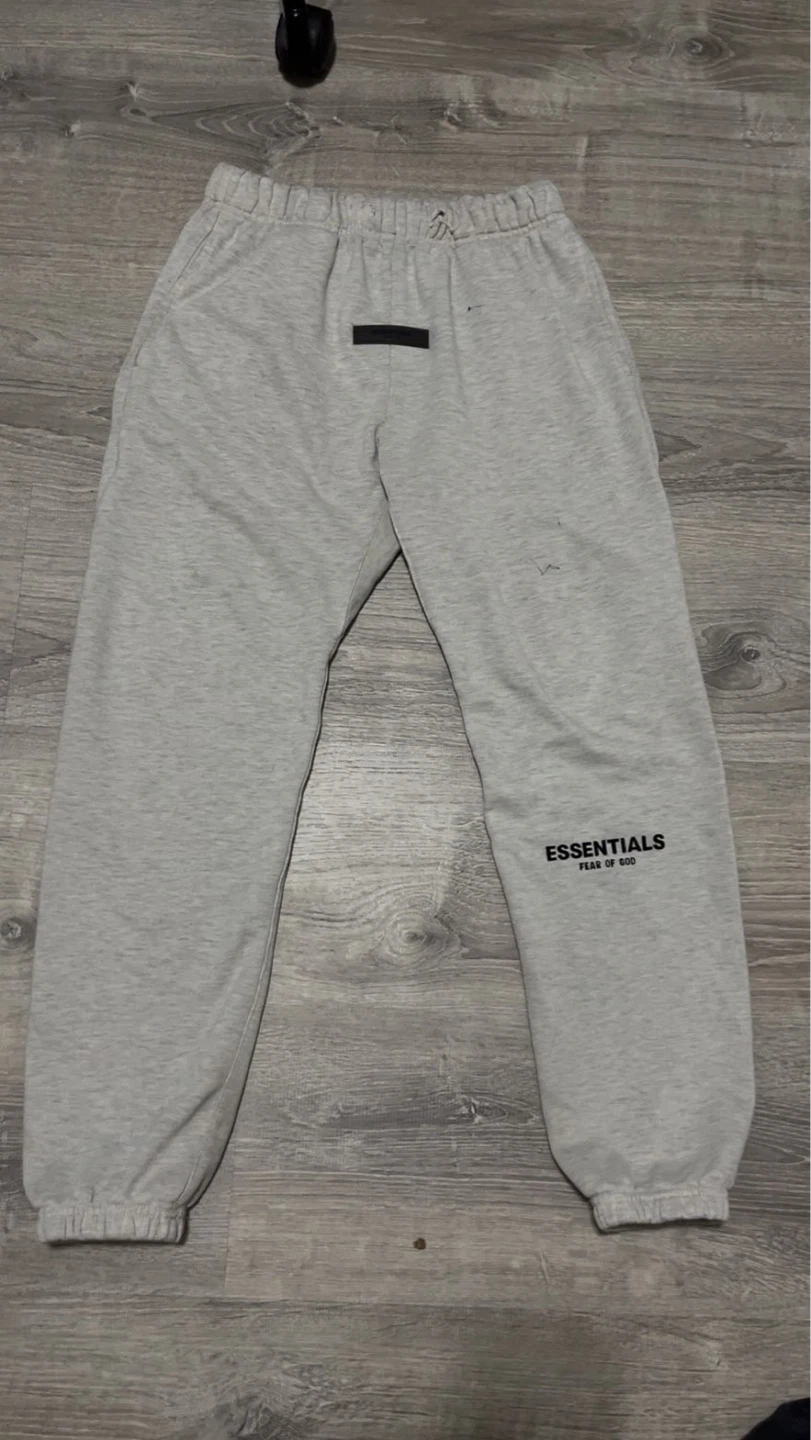 ESSENTIALS Fear of God Sweatpants Grey Size S