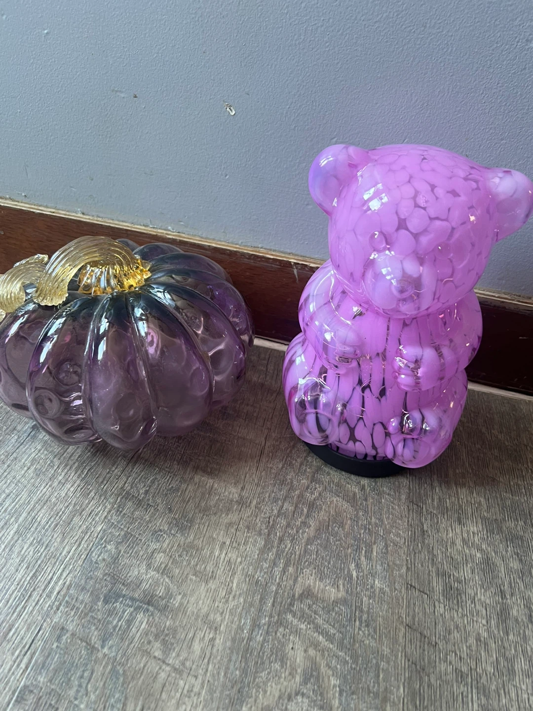 Purple Glass Teddy Bear Light-Up Decor ⚽