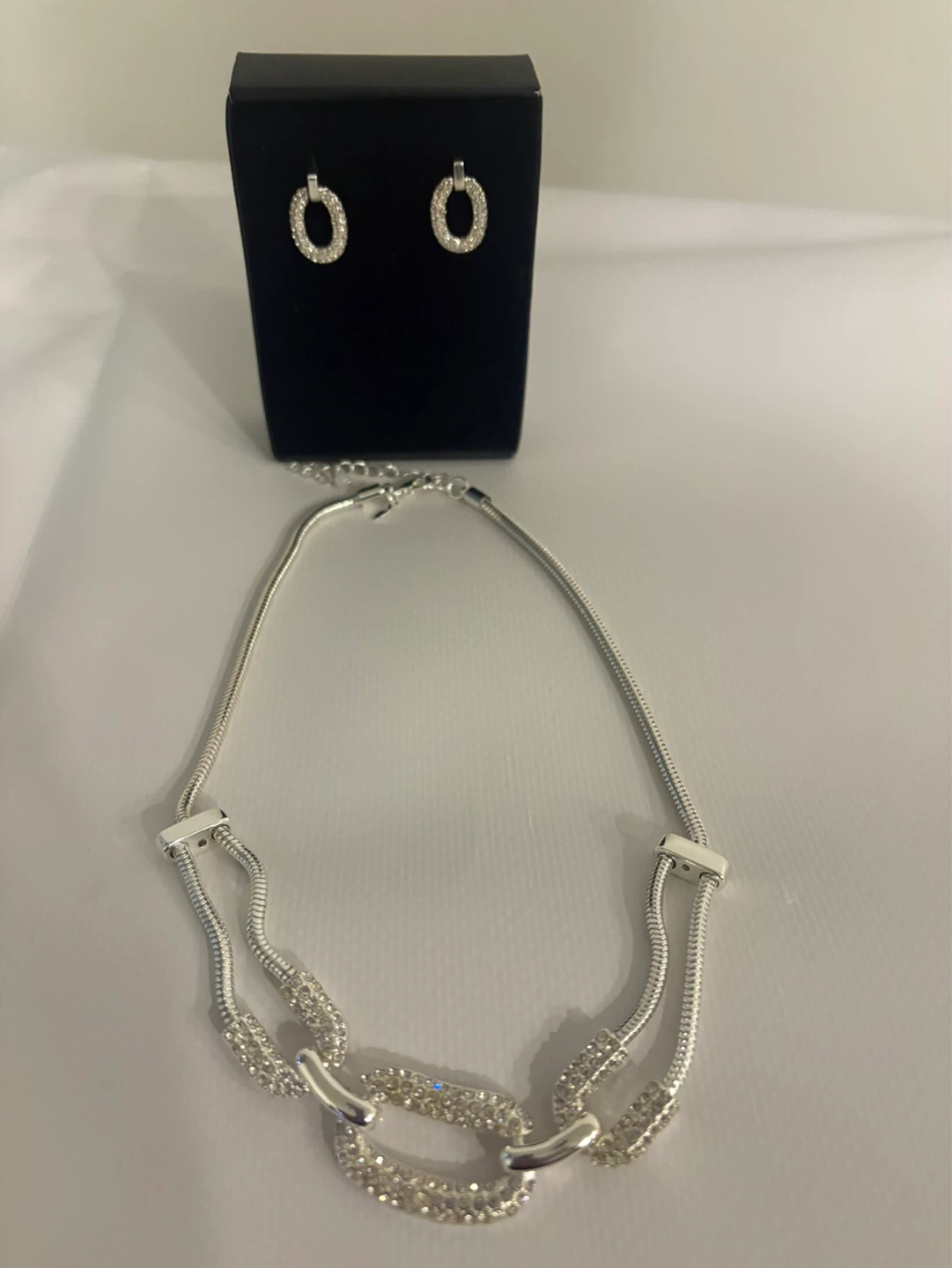 Necklace and earrings set ⚽