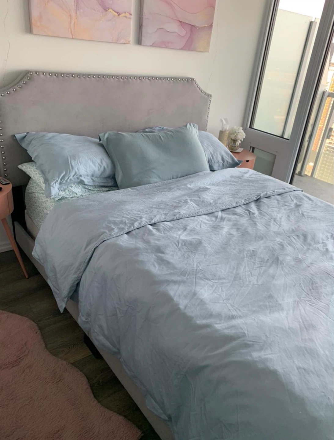 Queen Bed - Grey Suede +box spring +memory foam mattress