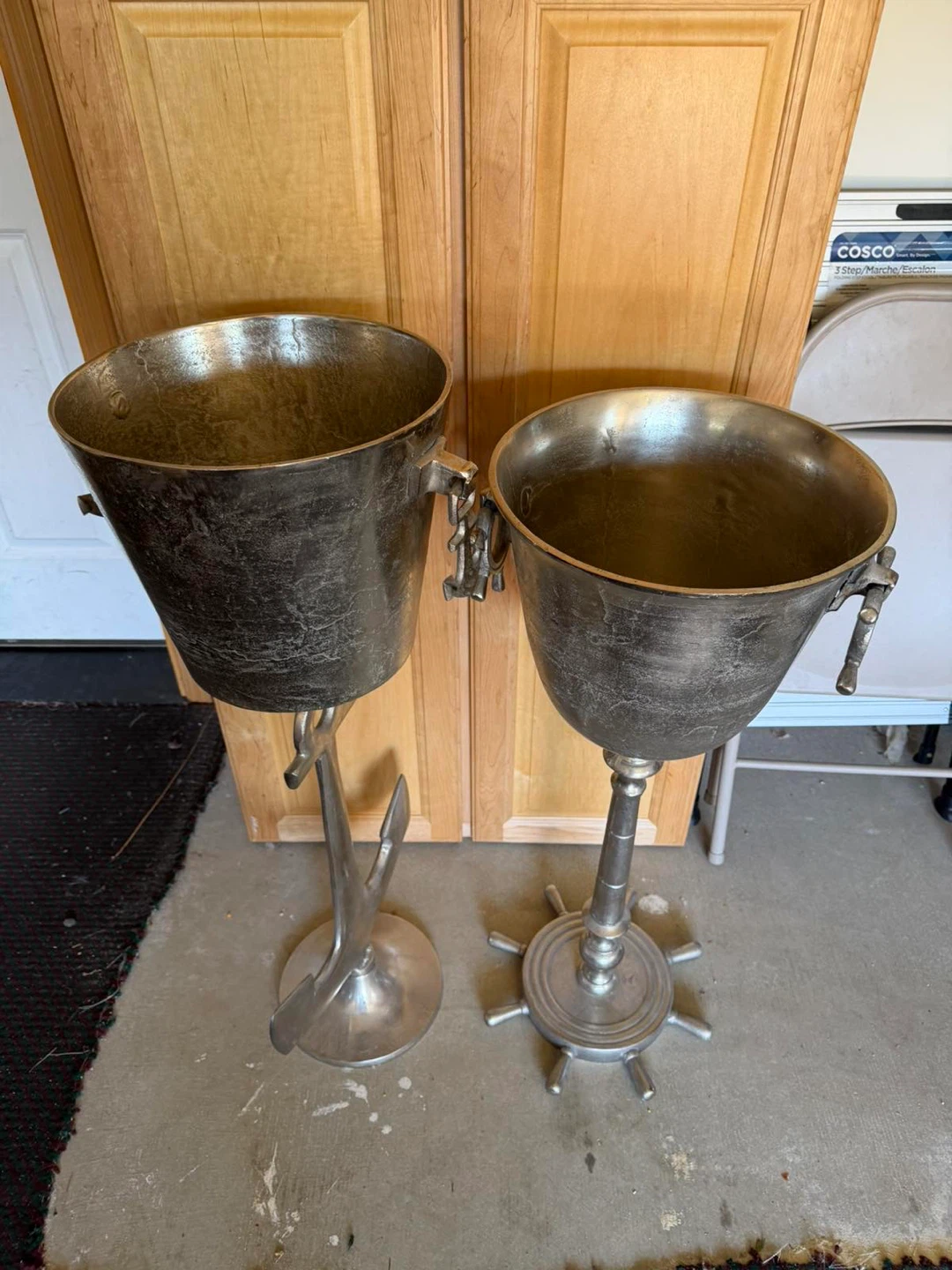 Pair of Vintage Aluminum floor standing wine ice bucket - photo 2