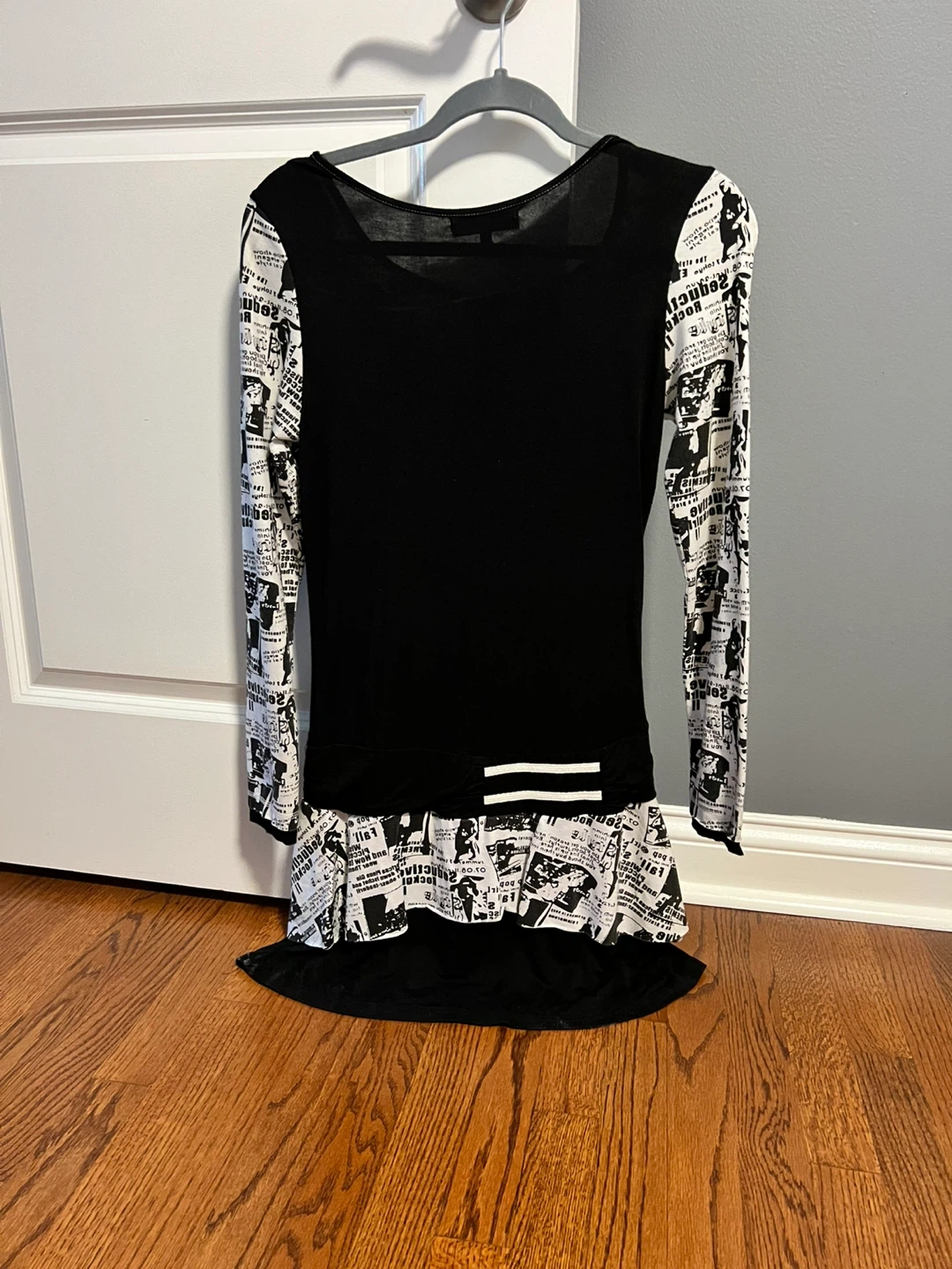 My Collection Black & White Graphic Tunic Top - photo 2