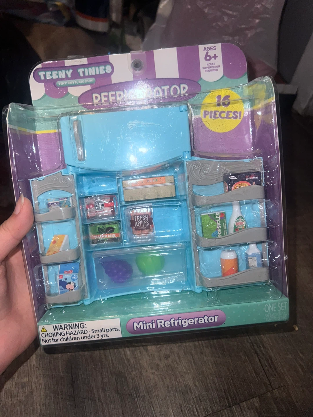 Teeny Tinies Mini Refrigerator Playset ⚽