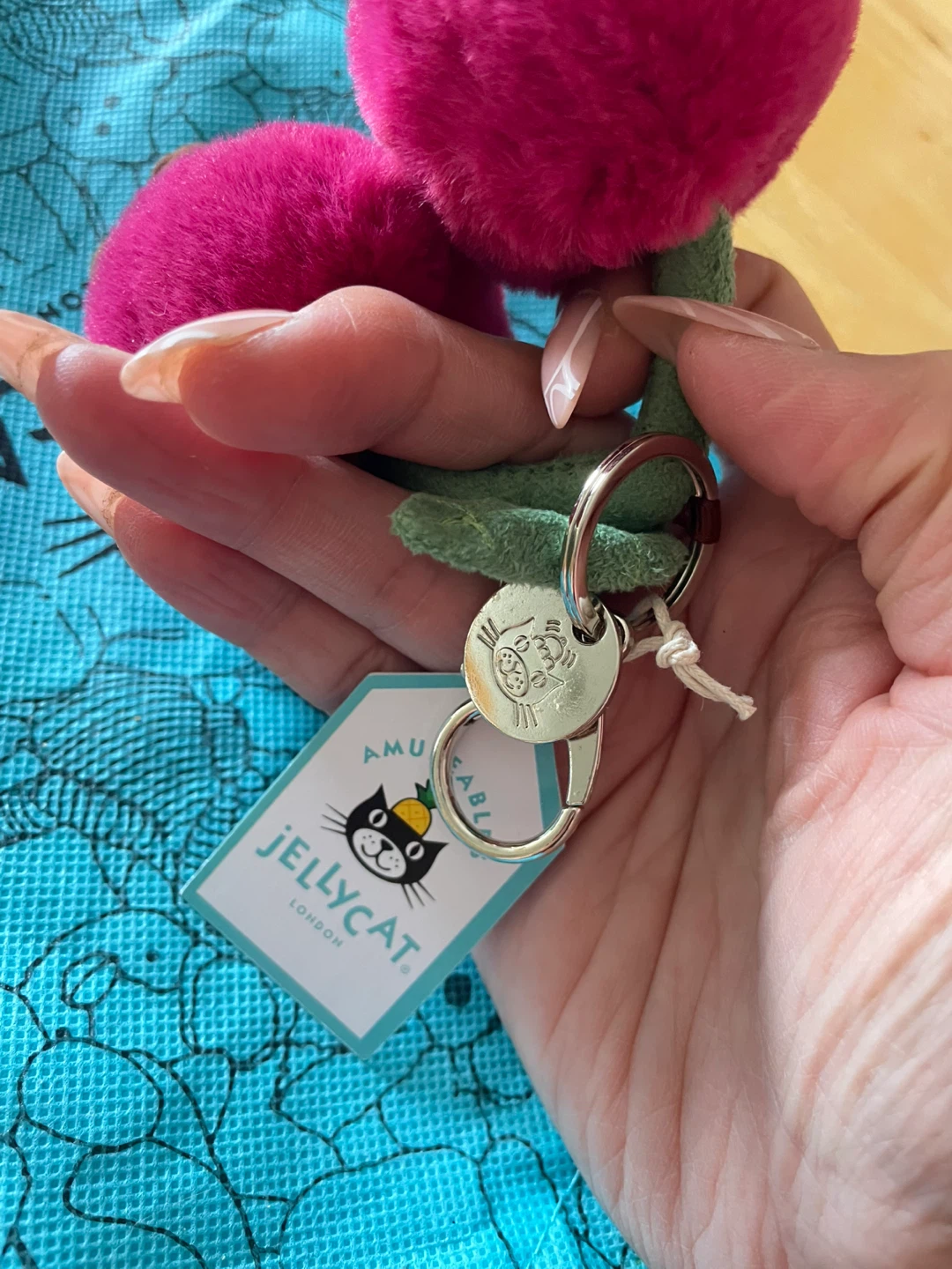 ⚽️ Jellycat Amuseables Cherry Keychain Bag Charm - photo 4