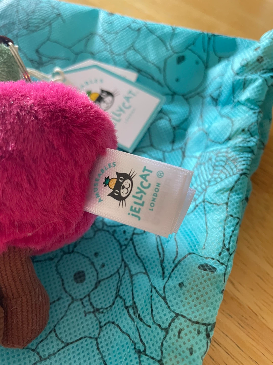 ⚽️ Jellycat Amuseables Cherry Keychain Bag Charm - photo 3