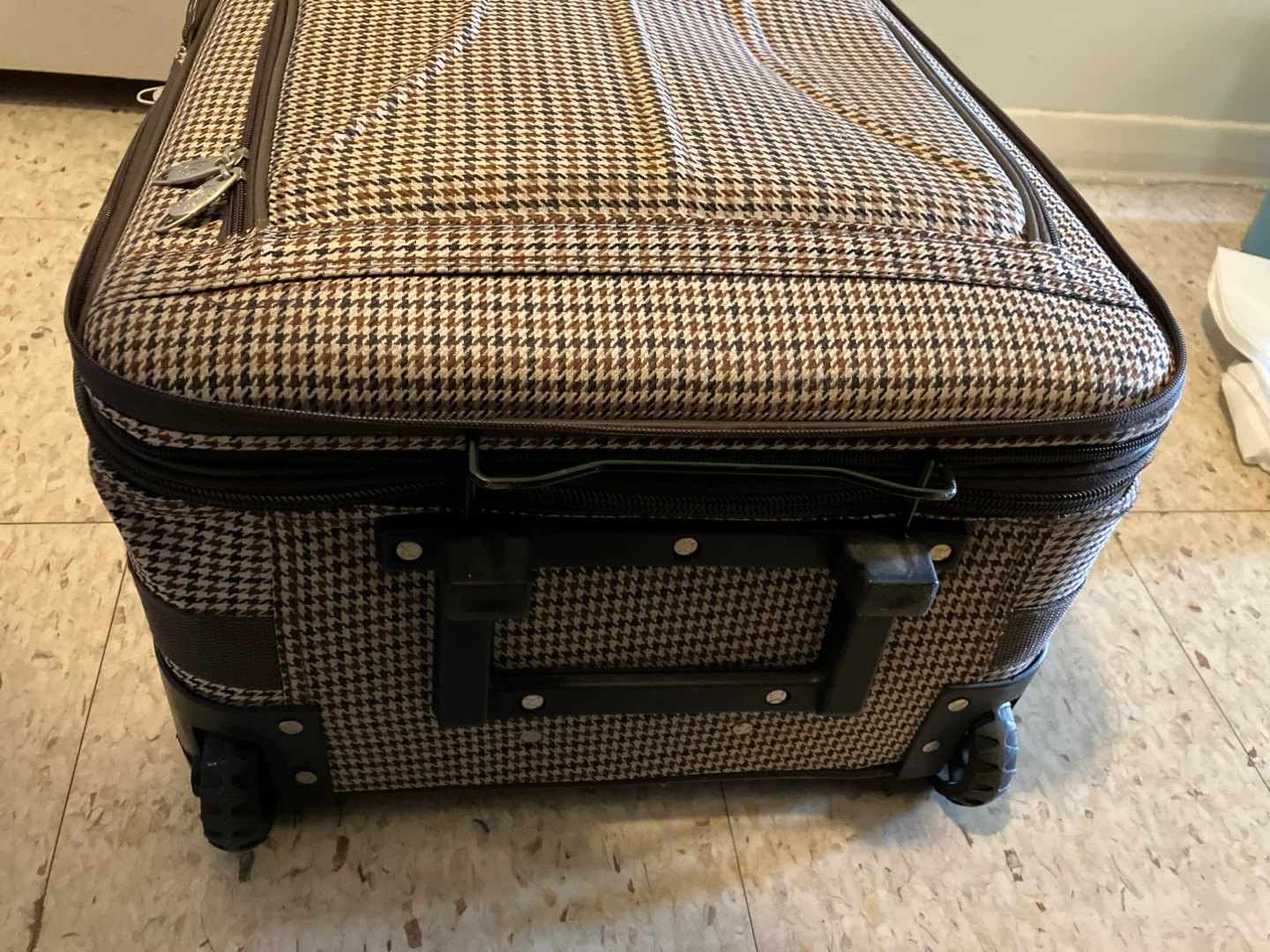 Air Express Houndstooth Rolling Suitcase - photo 3
