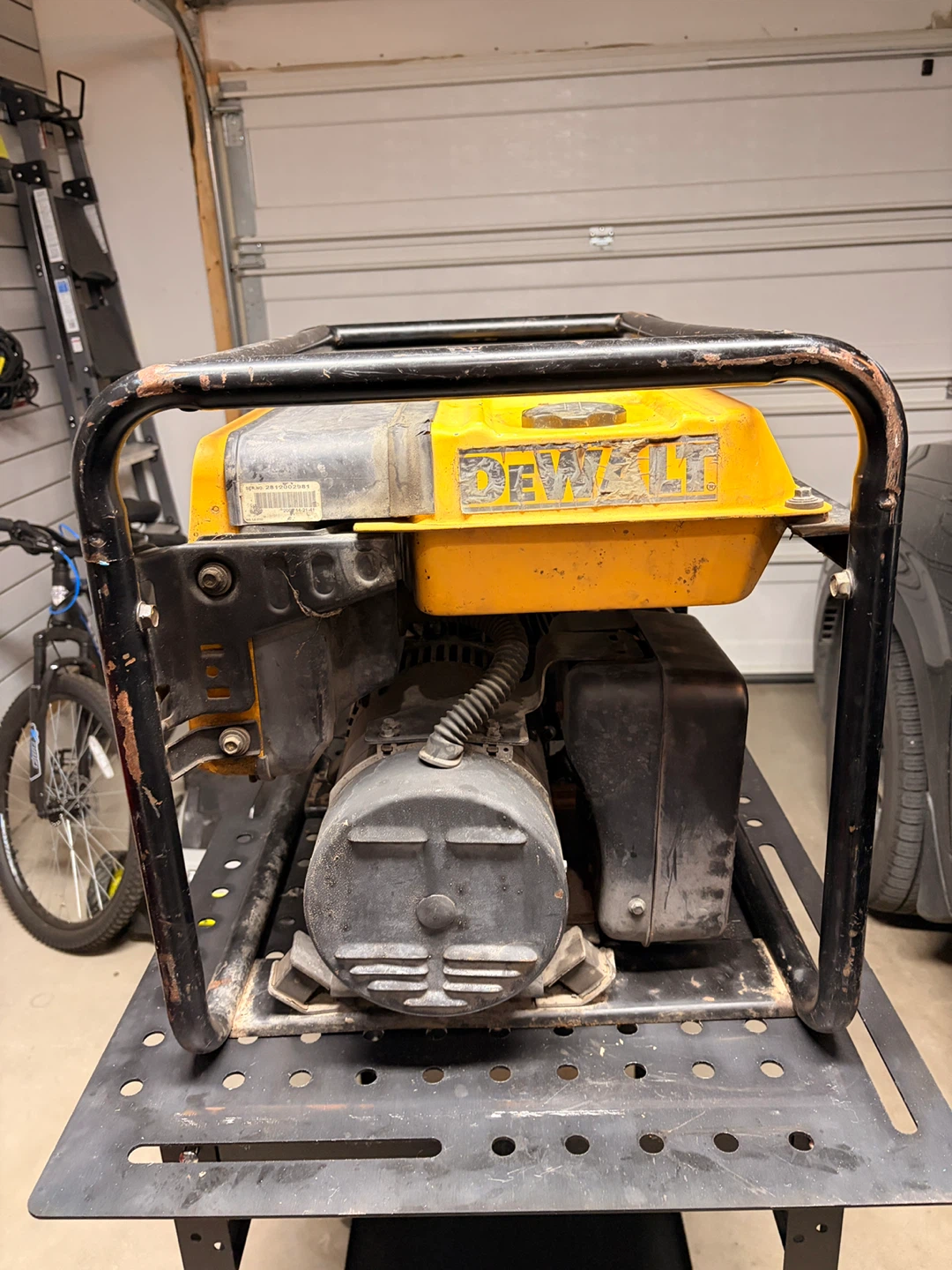 DeWalt DG3000 Generator - photo 2