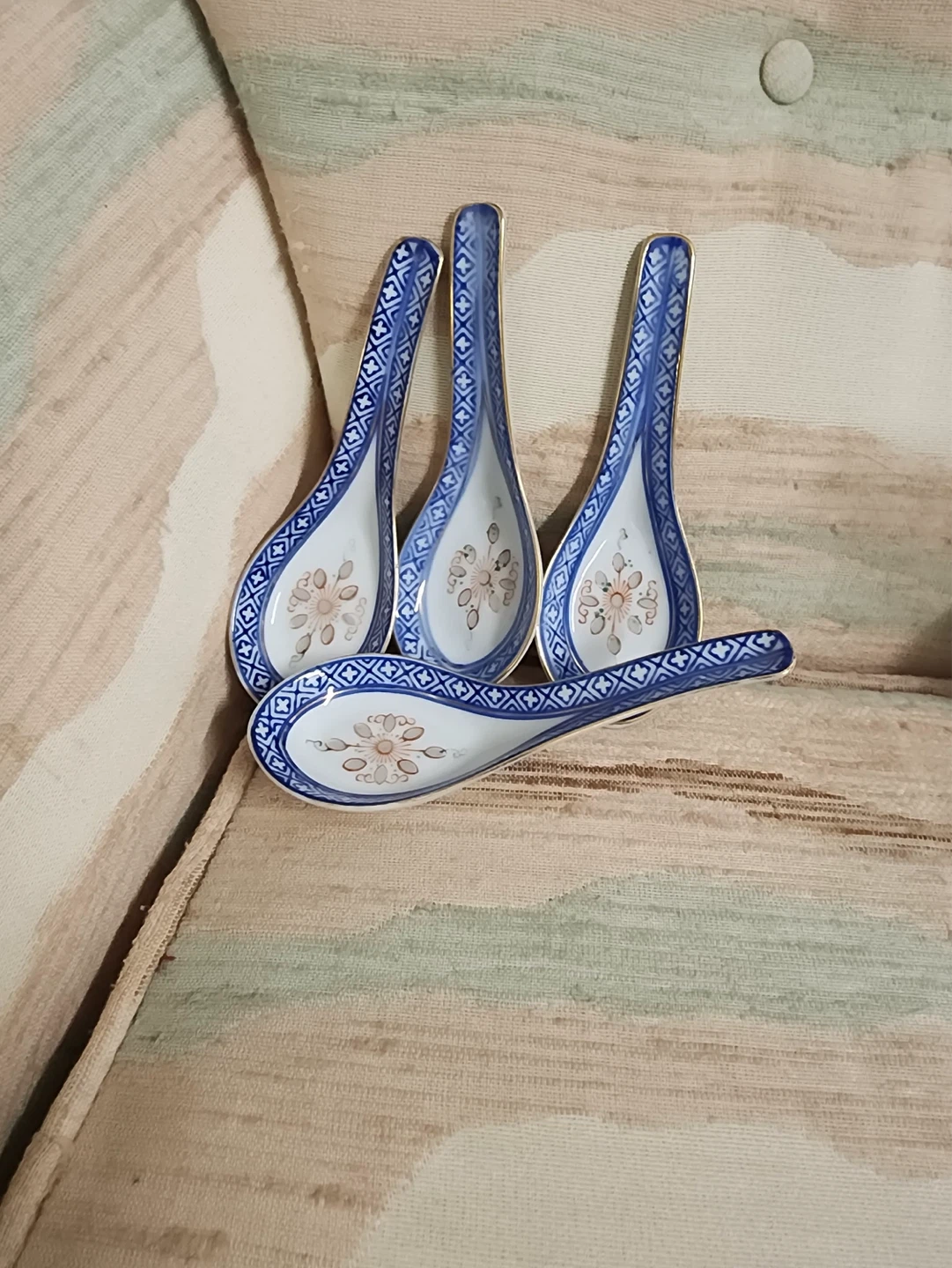 Chinese Porcelain Tea Set - Bowls, Plates & Spoons - photo 2