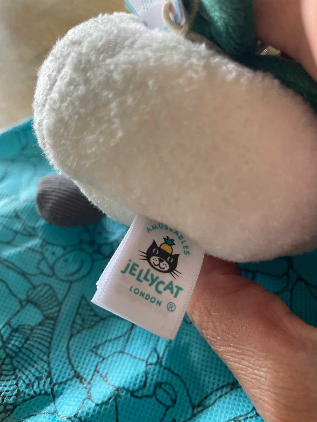⚽️ Jellycat Amuseables Skull Planter Keychain Bag Charm - photo 4