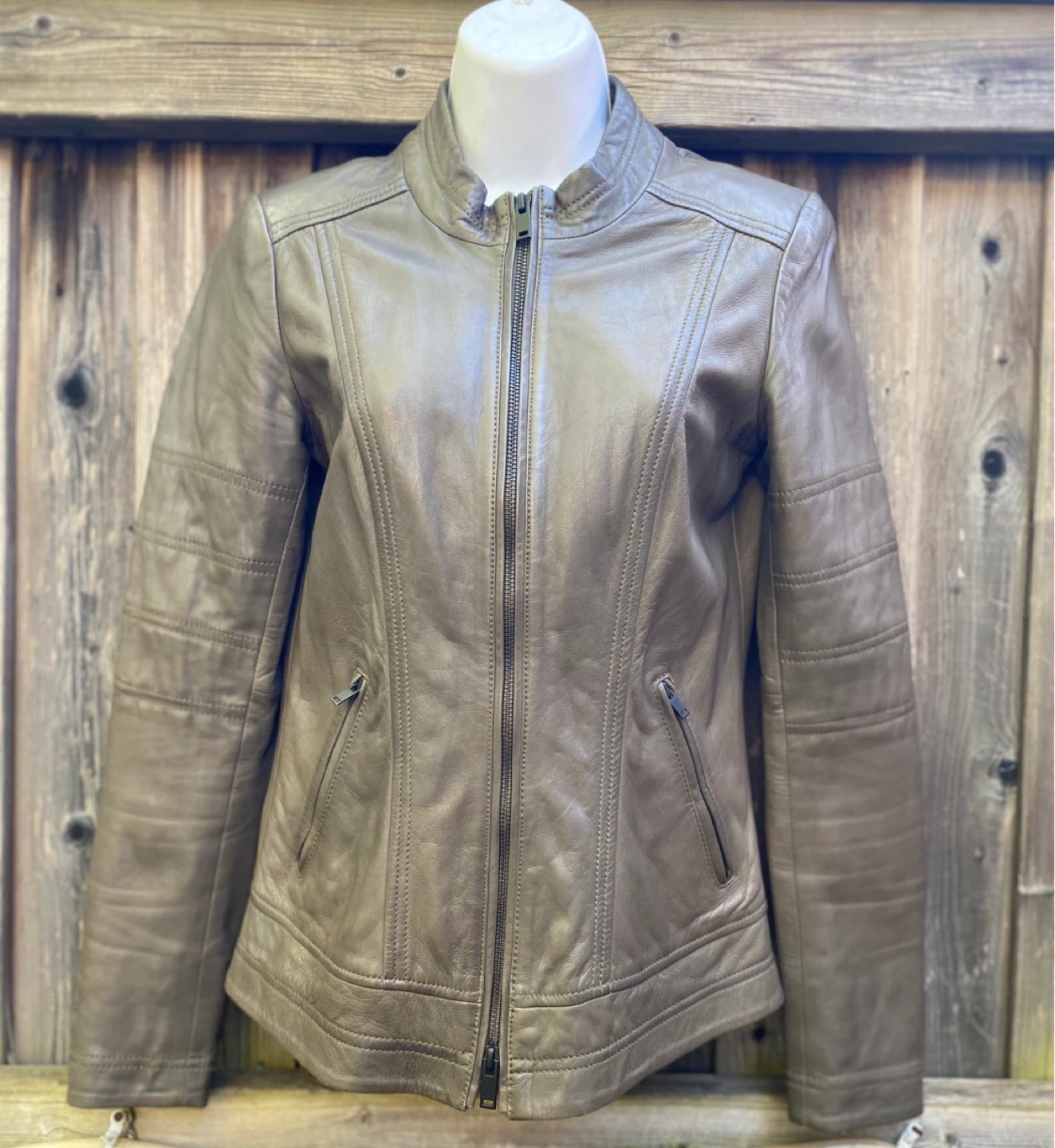 Danier Women's Leather Jacket , Size 2XS