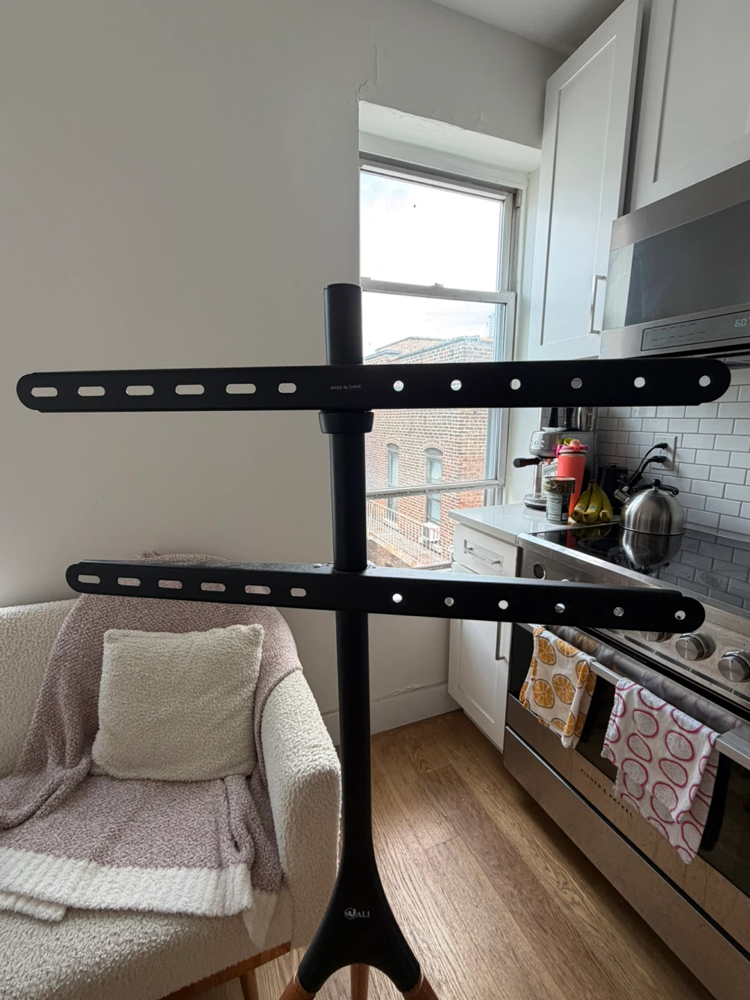Move out sale:  Fixed TV Tripod Stand for 45"-65" TVs - photo 5
