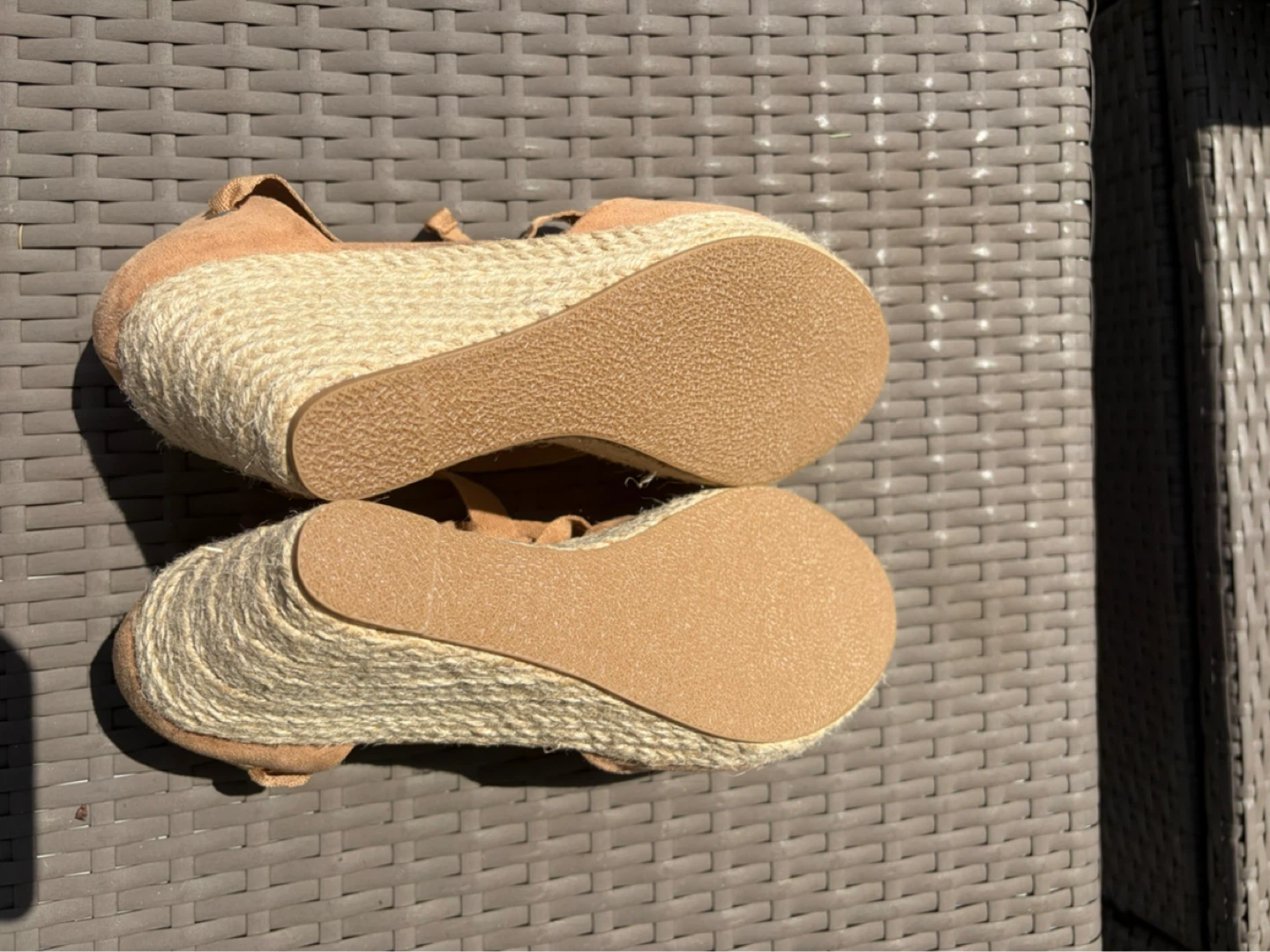 ⚽ Joe Fresh Espadrille Wedge Heels - photo 2
