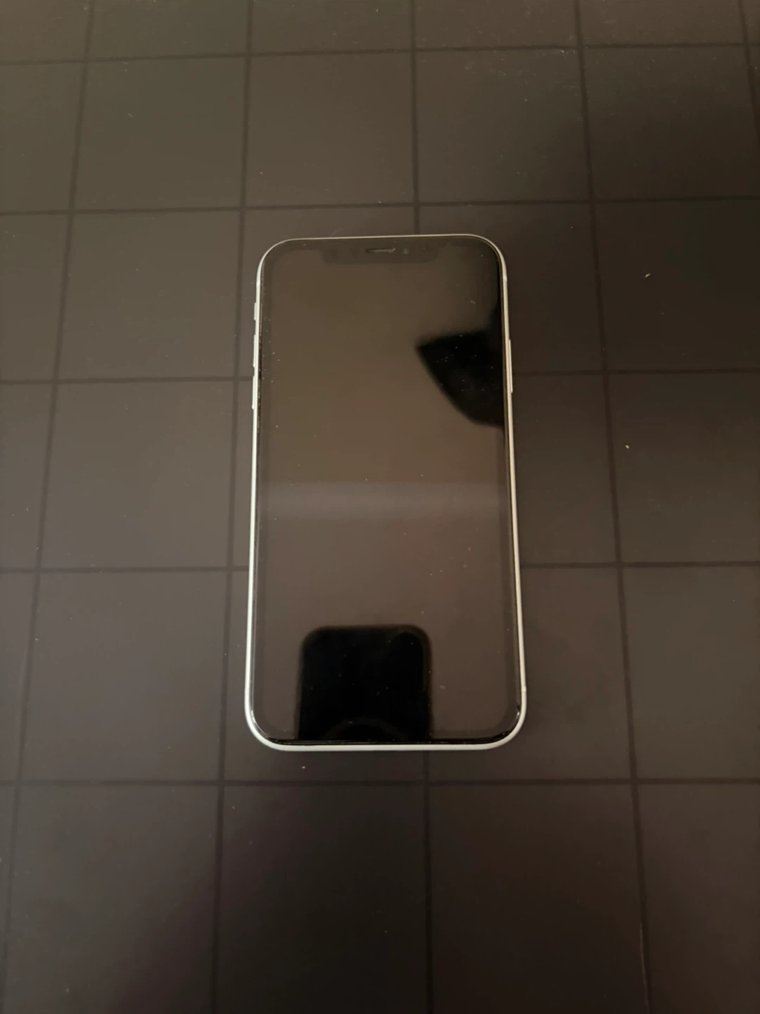 iPhone XR - Very Good Condition 📱 - photo 4