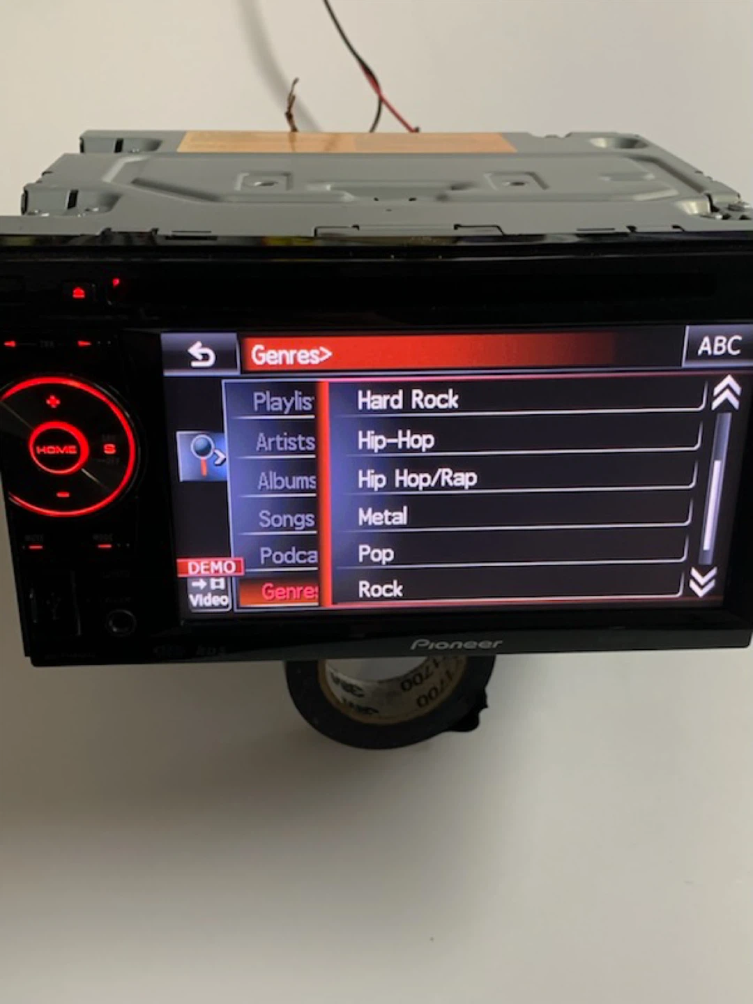 Pioneer AVH-P1400DVD Car Stereo Receiver - photo 3
